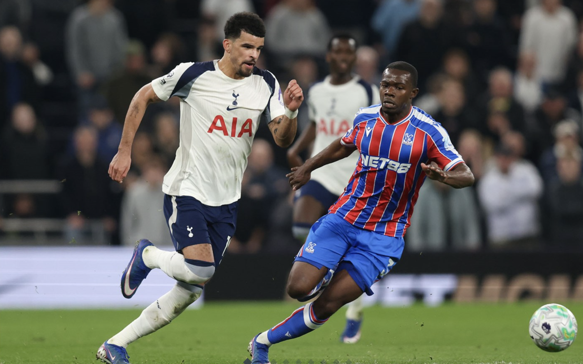Crystal Palace v&ocirc; địch Conference League: B&oacute;ng đ&aacute; kh&ocirc;ng chỉ của giới qu&yacute; tộc - Ảnh 6.