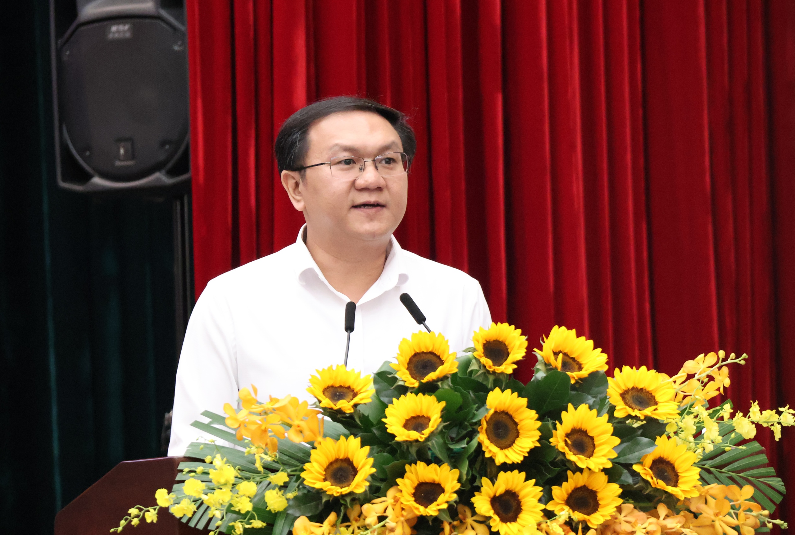 TPHCM trao giải thưởng b&aacute;o ch&iacute; viết về Nghị quyết 57 ph&aacute;t triển khoa học - c&ocirc;ng  - Ảnh 2.