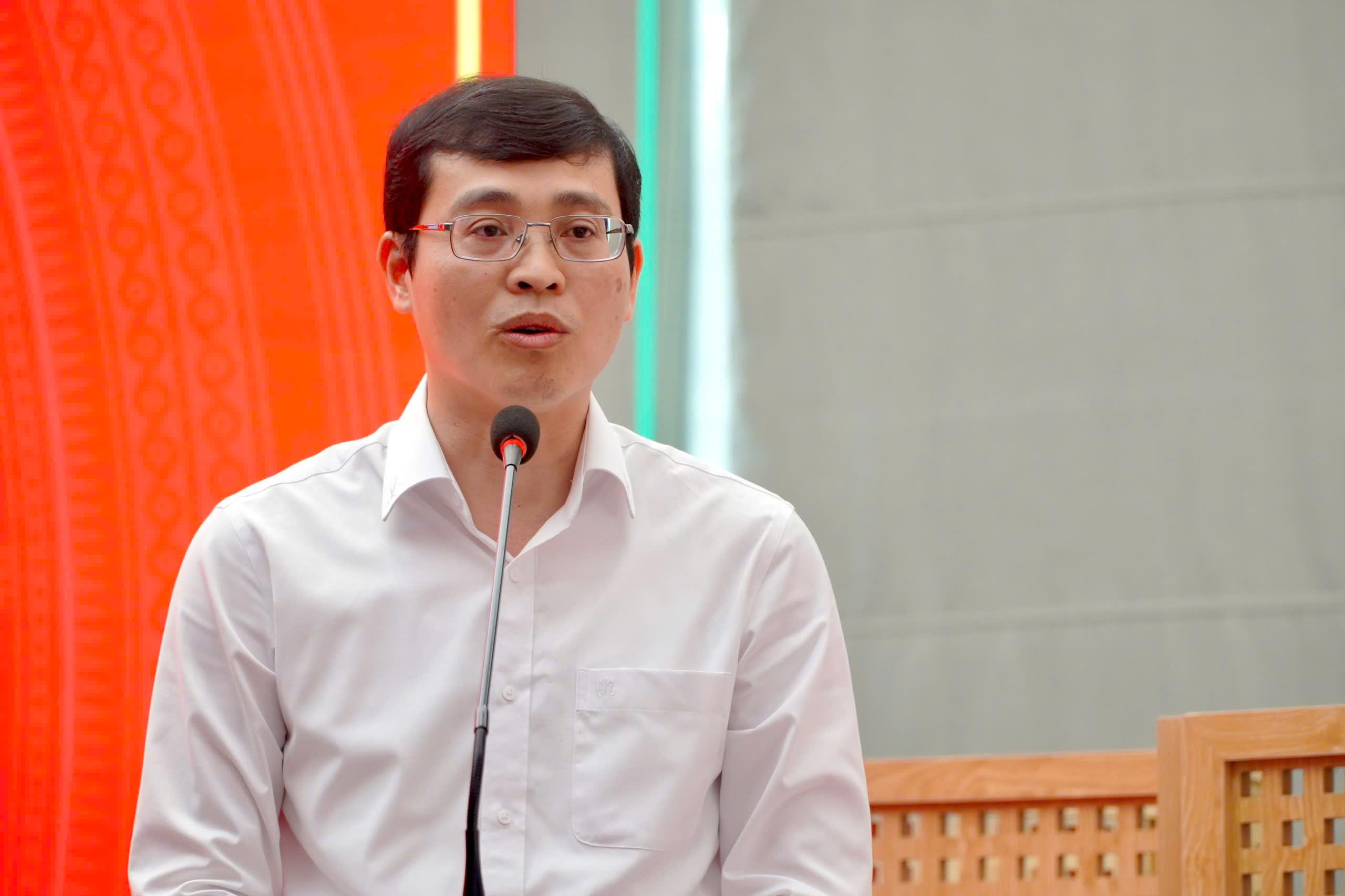 B&iacute; thư th&agrave;nh ủy TPHCM khảo s&aacute;t khu M&atilde; Lạng v&agrave; chợ G&agrave; Gạo V&igrave; lợi &iacute;ch người d&acirc;n - Ảnh 7.