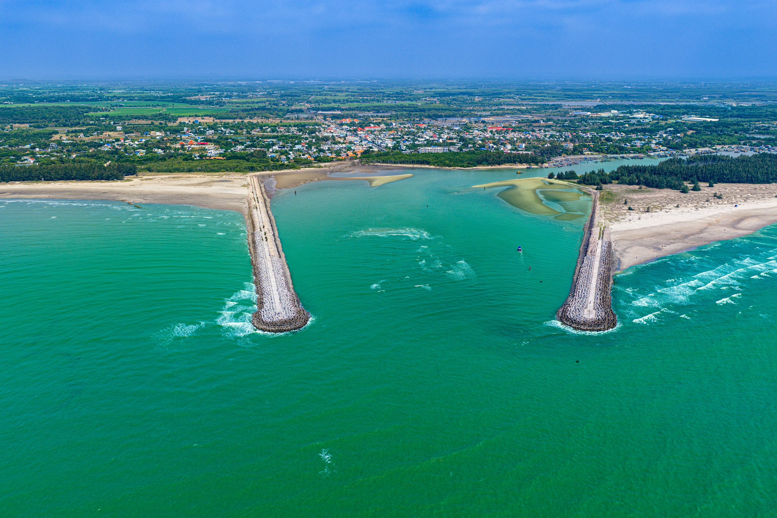 Tour trực thăng TPHCM 2026: Trải nghiệm ngắm cảnh biển từ tr&ecirc;n cao - Ảnh 6.