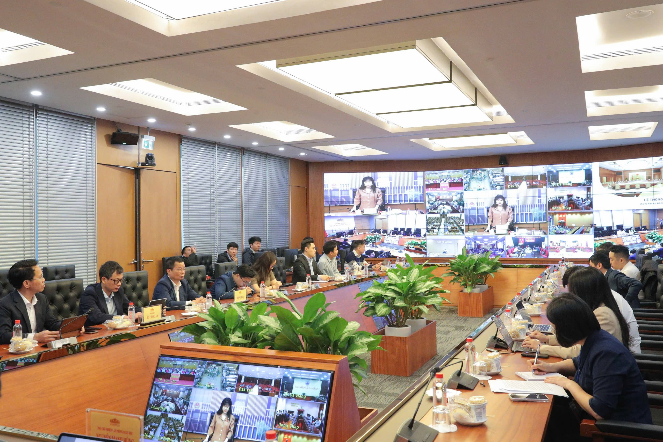 Bảo đảm công tác bầu cử chặt chẽ, hiệu quả - Ảnh 1.