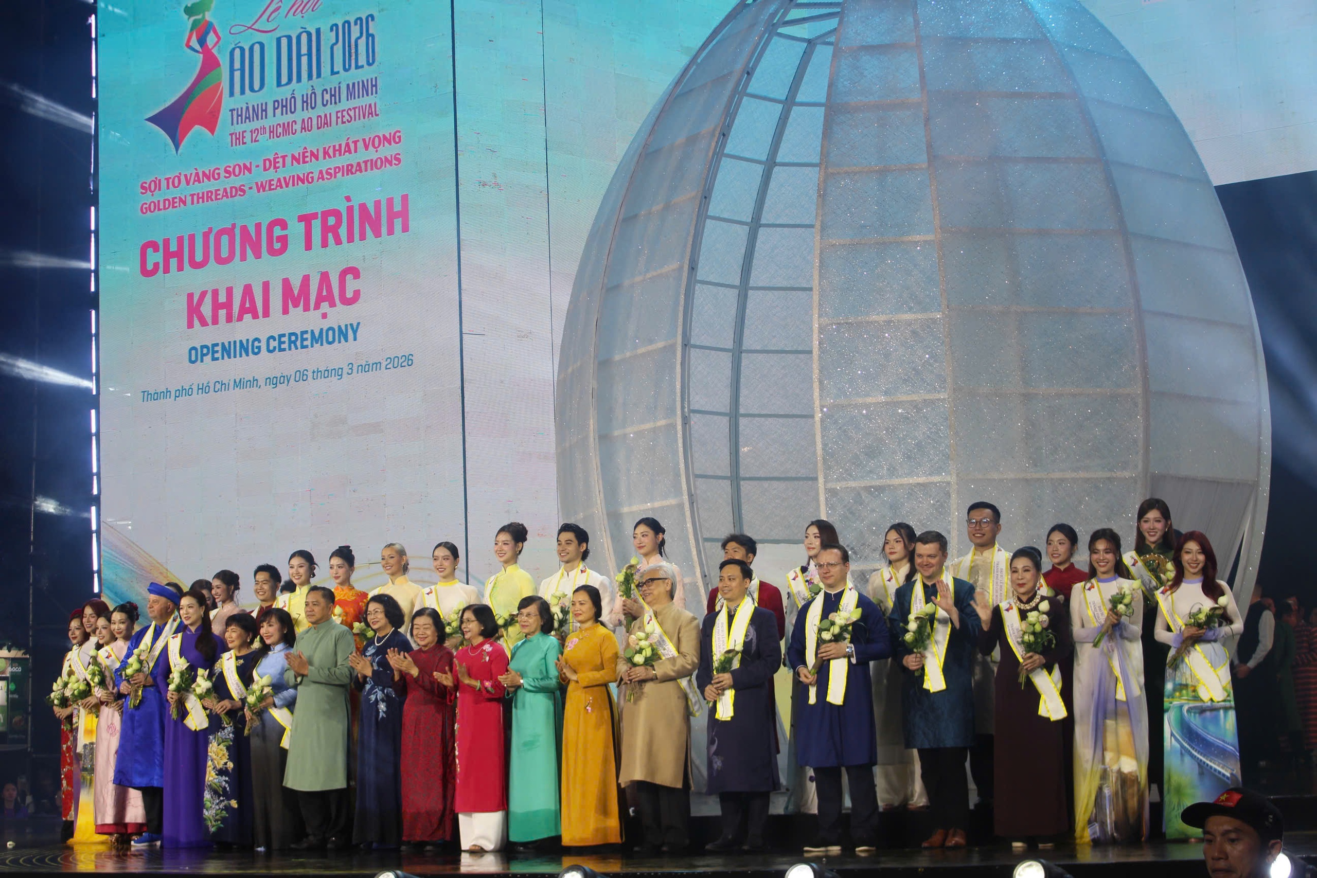 Khai mạc Lễ hội &Aacute;o d&agrave;i TP HCM 2026 với chủ đề &ldquo;Sợi tơ v&agrave;ng son &ndash; Dệt n&ecirc;n kh&aacute;t vọng&rdquo; - Ảnh 3.