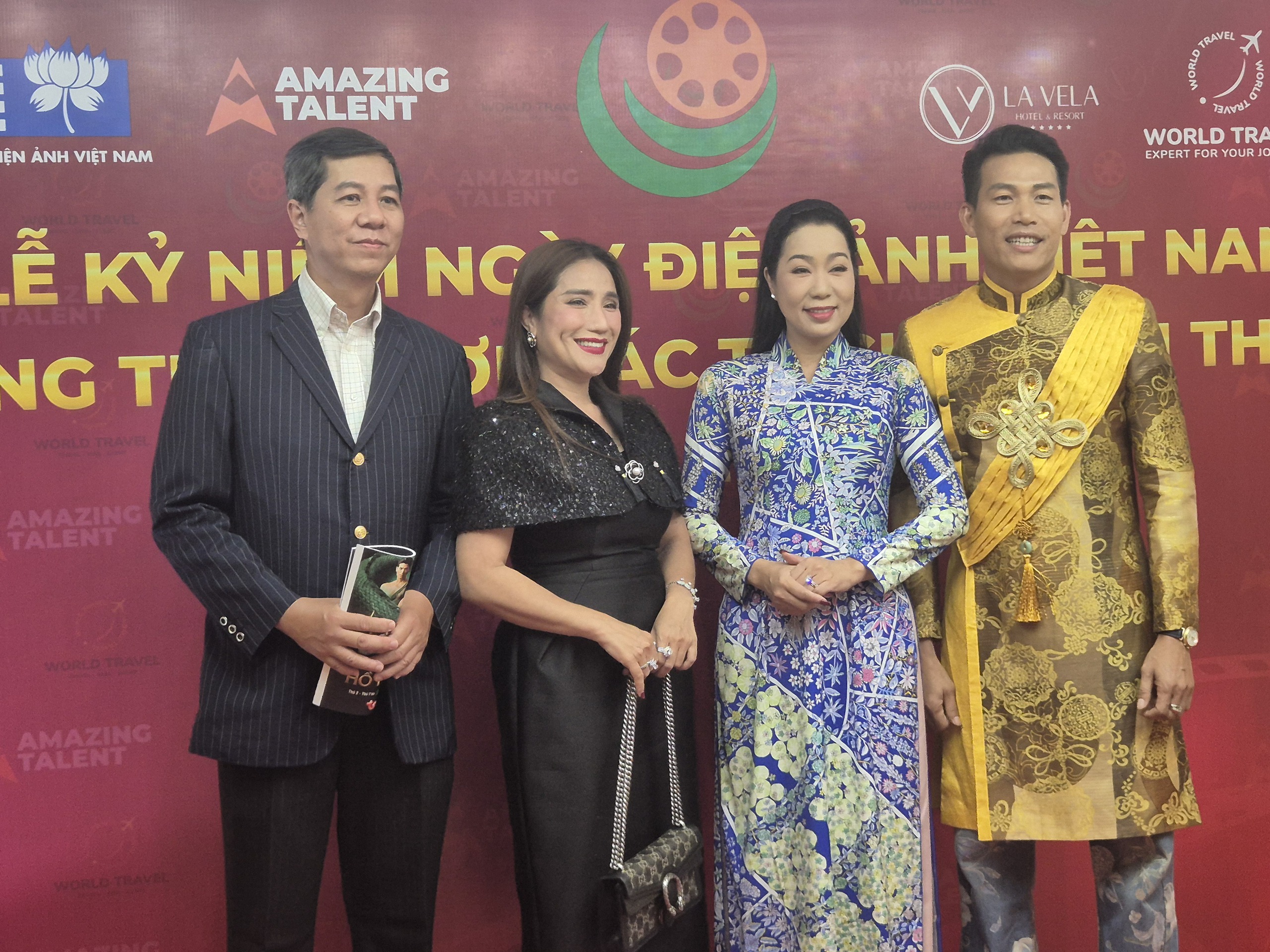 NSND Trà Giang, Quyền Linh, Lý Hùng, Hồng Ánh… cùng tụ hội! - Ảnh 4.