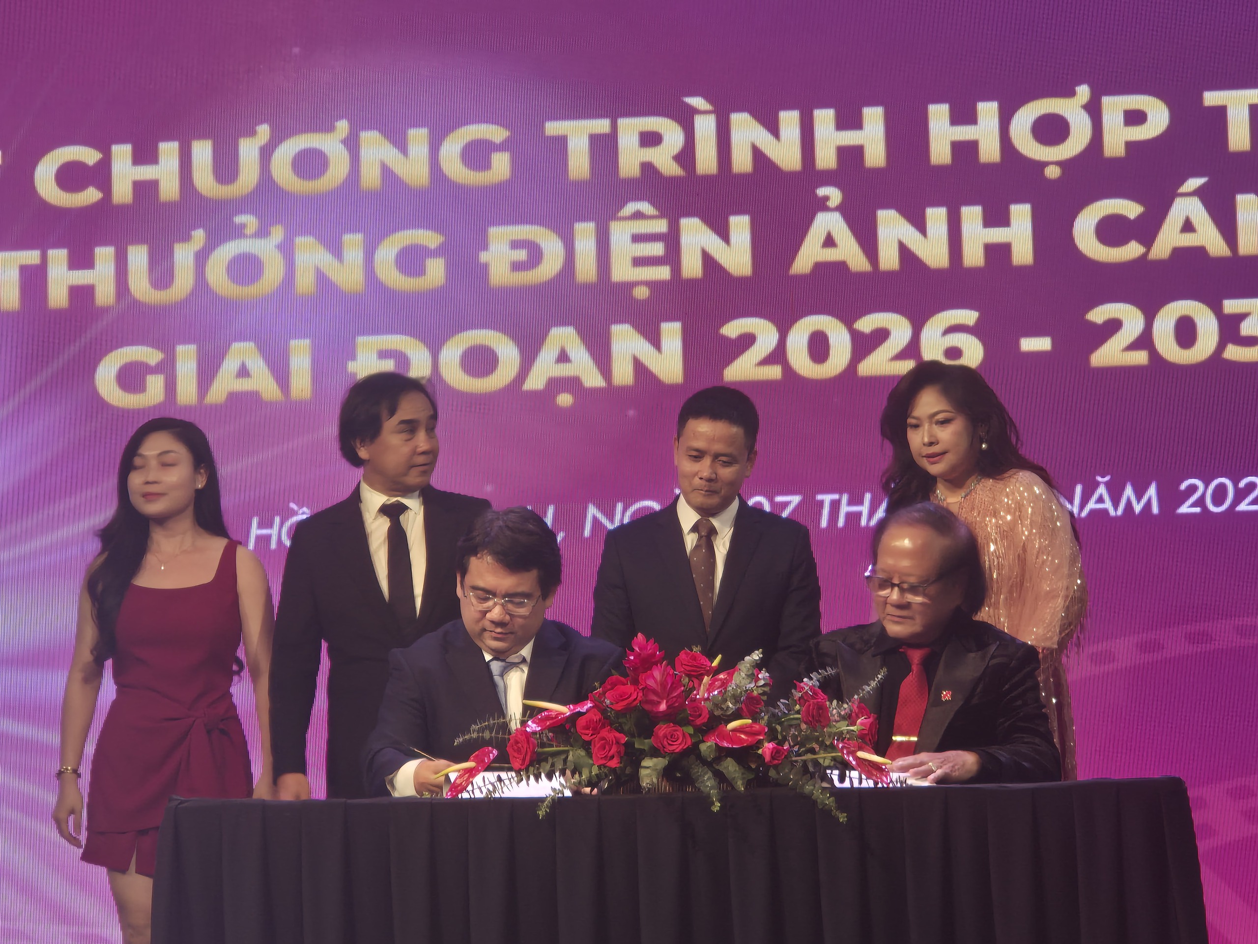 NSND Trà Giang, Quyền Linh, Lý Hùng, Hồng Ánh… cùng tụ hội! - Ảnh 17.