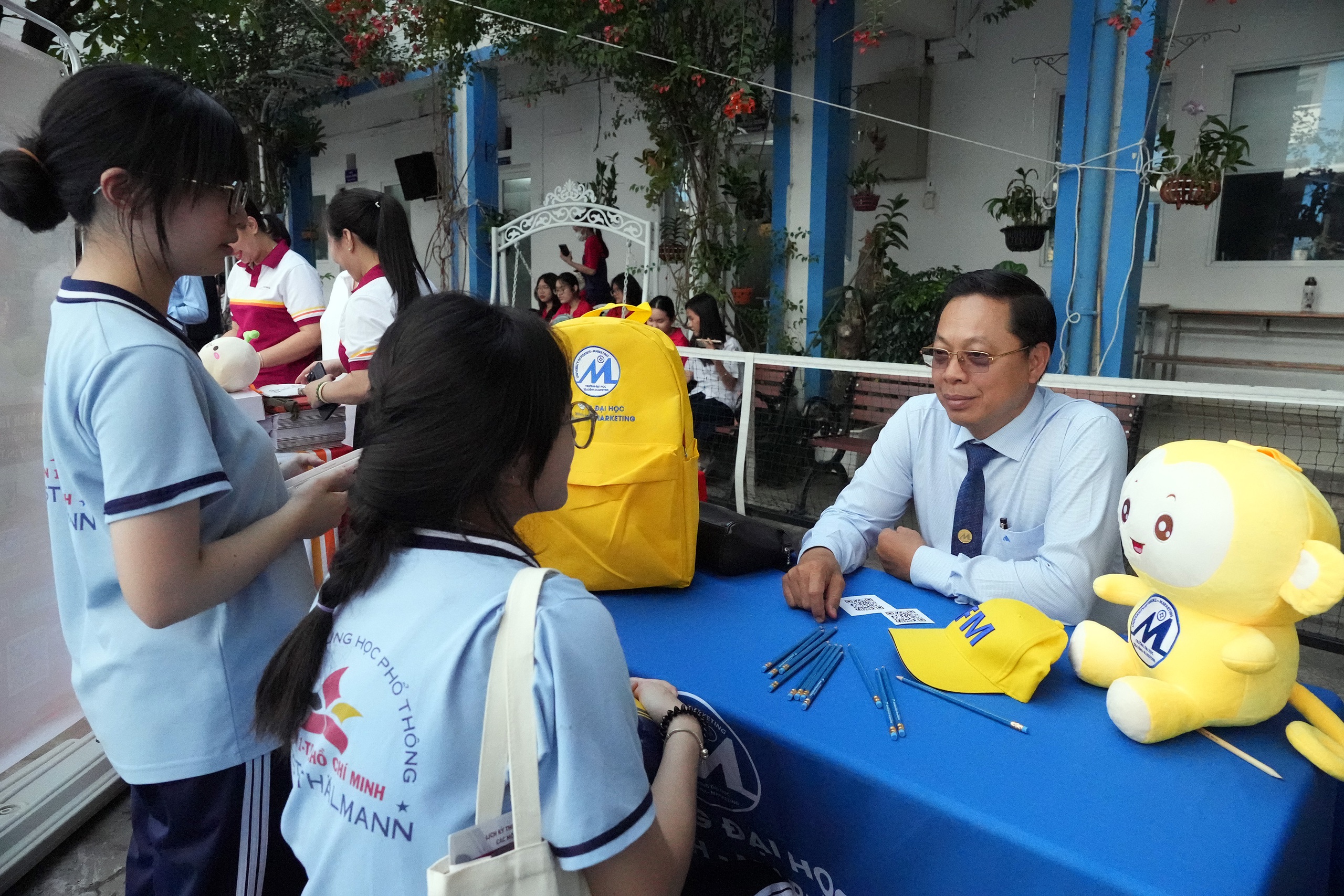 Hỏi nhiều, hiểu kỹ để kh&ocirc;ng c&oacute; "gi&aacute; như"  - Ảnh 4.