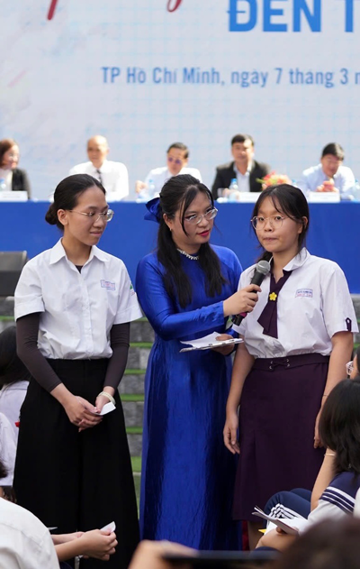 "Đưa trường học đến th&iacute; sinh" lần thứ 25 - năm 2026: Chọn đ&uacute;ng ng&agrave;nh để g&oacute;p sức cho địa phương - Ảnh 2.