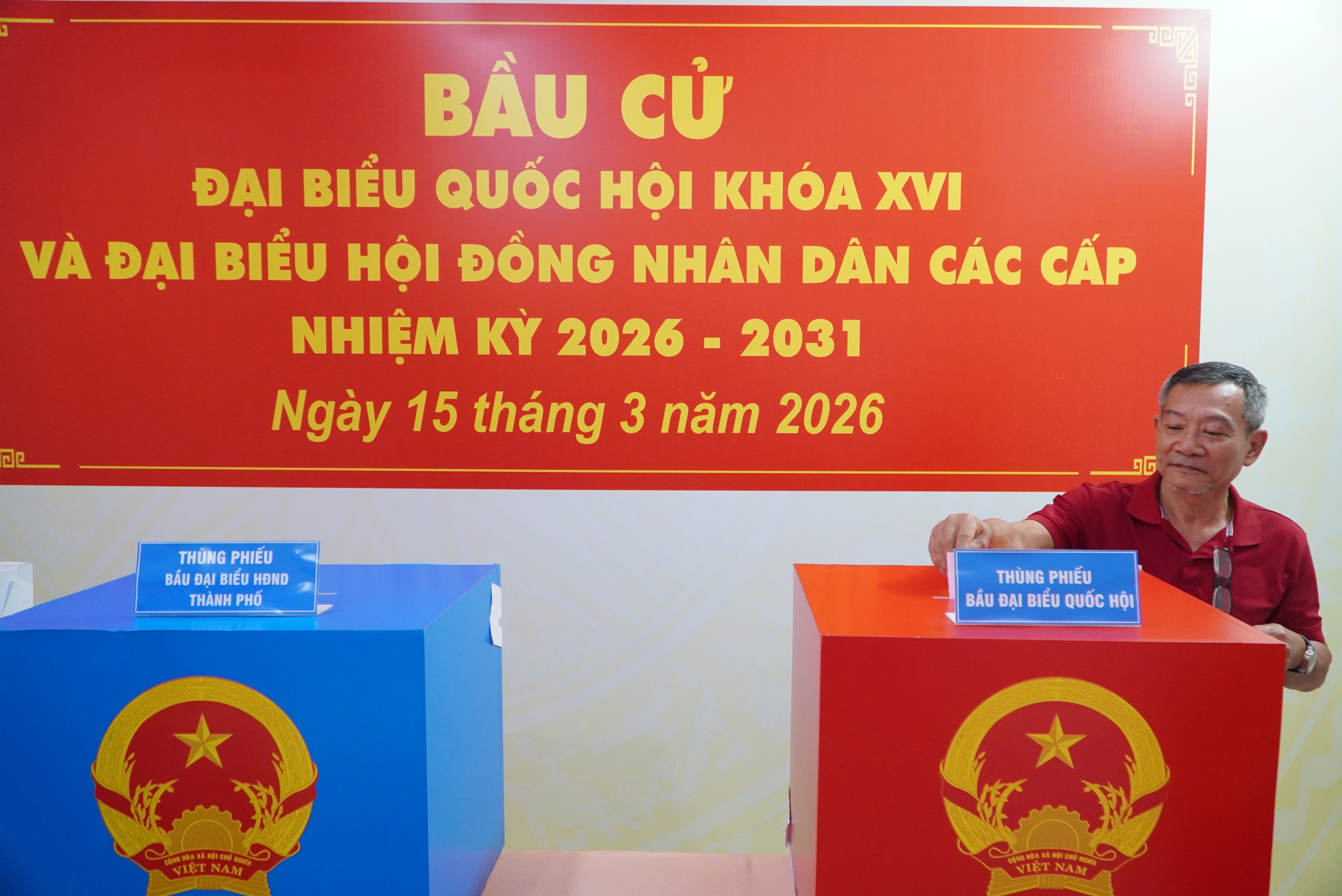 Cận cảnh buổi bầu cử thử nghiệm tại phường Di&ecirc;n Hồng, TPHCM - Ảnh 7.