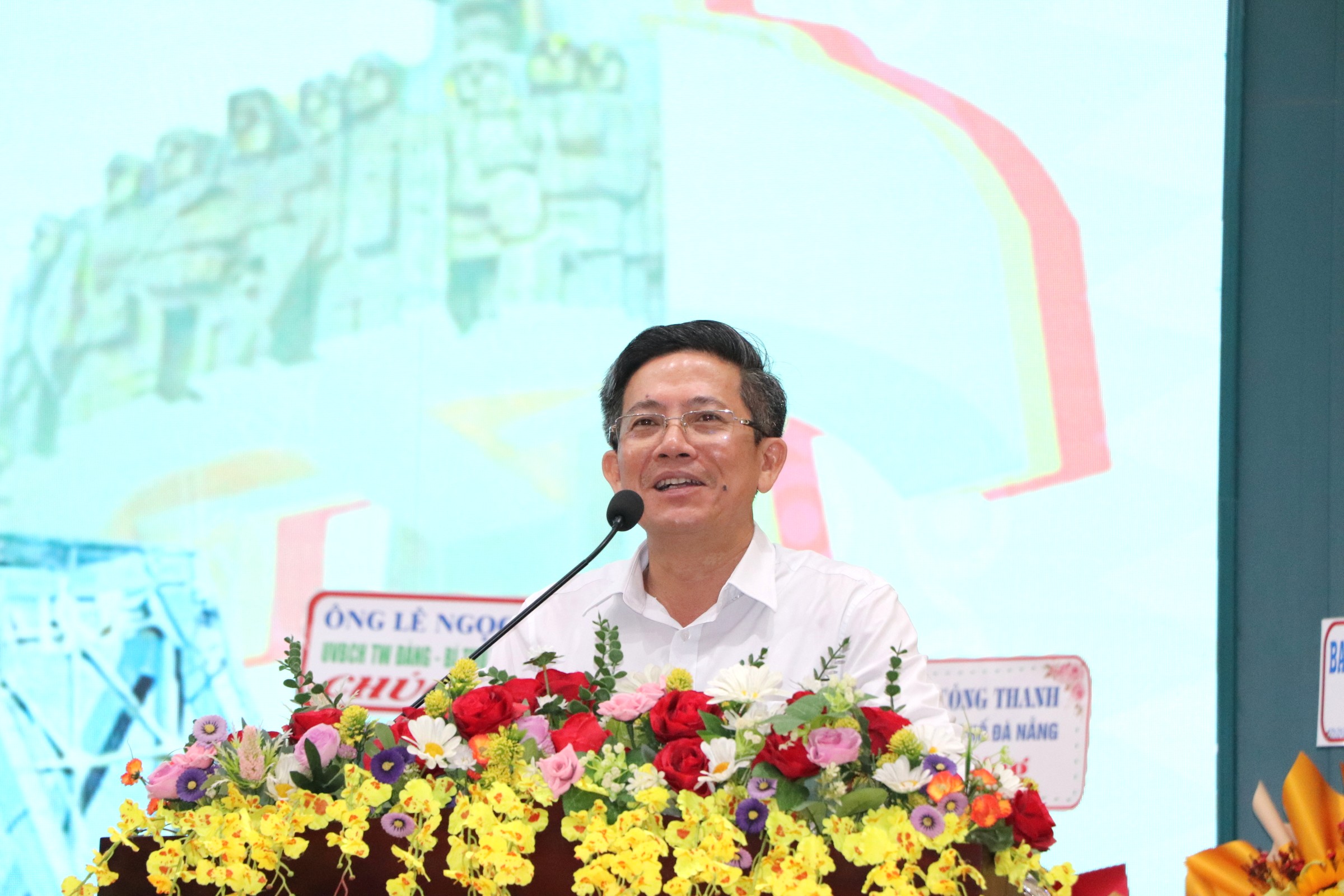 Đà Nẵng hướng tới gia nhập CLB 100 . 000 Tỉ đồng năm 2026 - Ảnh 2. Đà Nẵng hướng tới gia nhập CLB 100 . 000 Tỉ đồng năm 2026 - Ảnh 2.