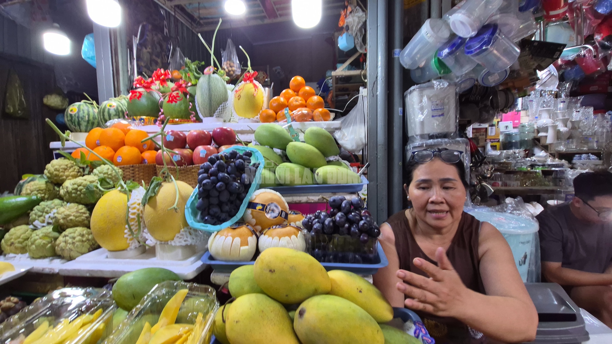 Chủ sạp ch&egrave; chợ T&acirc;n Định giữ gi&aacute; b&aacute;n suốt 3 năm qua bất chấp biến động - Ảnh 5.