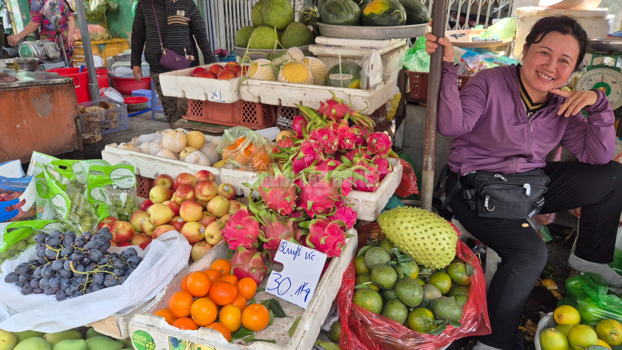 Chủ sạp ch&egrave; chợ T&acirc;n Định giữ gi&aacute; b&aacute;n suốt 3 năm qua bất chấp biến động - Ảnh 6.