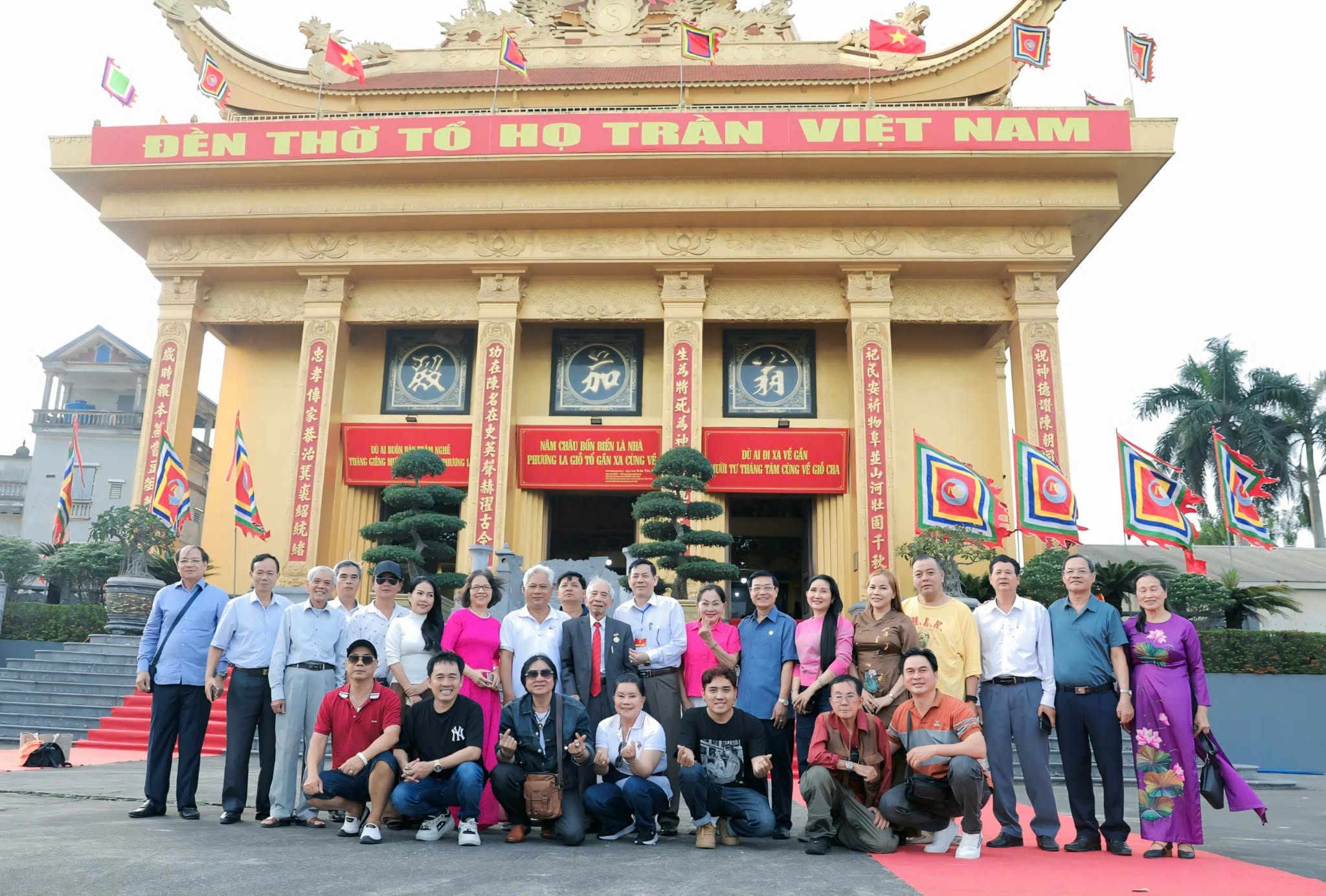 Nghệ sĩ Phượng Nga mang cải lương tri ân lễ hội miền bắc - Ảnh 4.