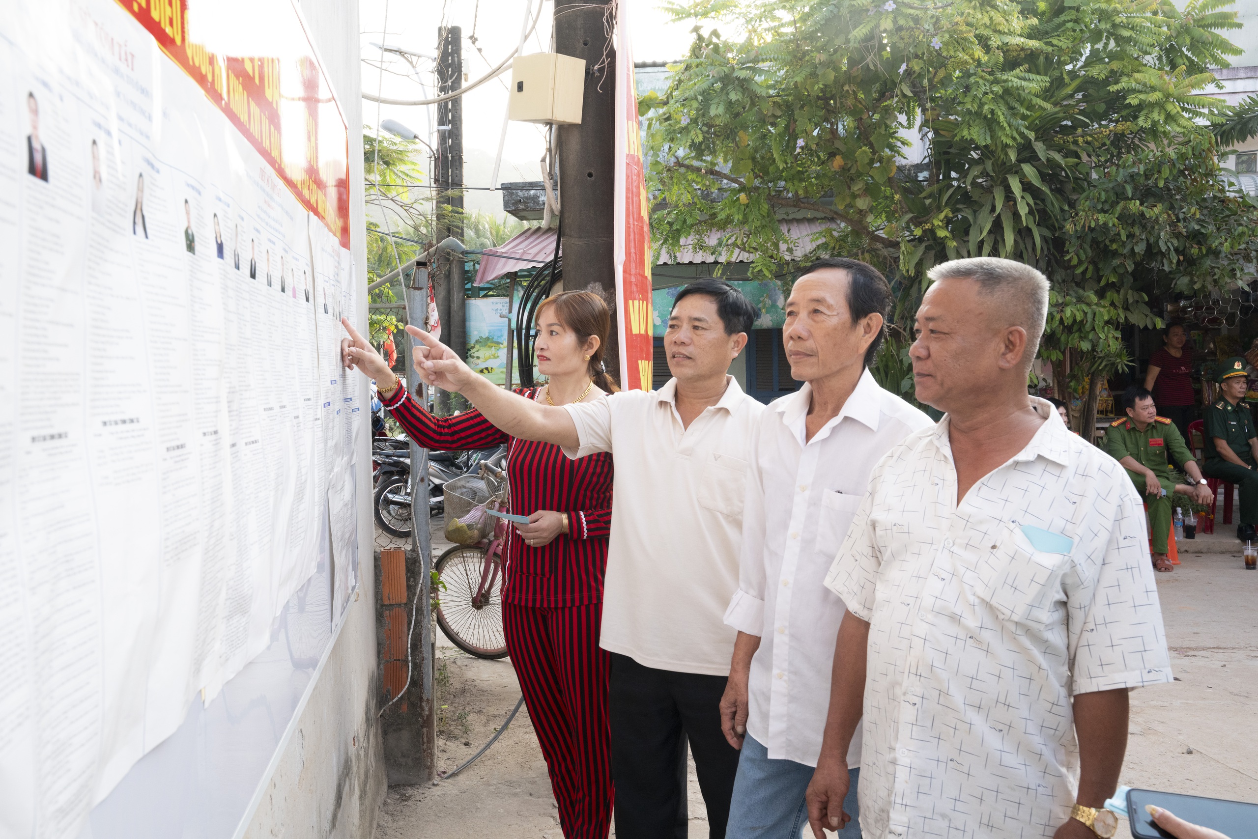 Cử tri Thổ Ch&acirc;u n&ocirc; nức bầu cử sớm đại biểu Quốc hội năm 2026 - Ảnh 6.