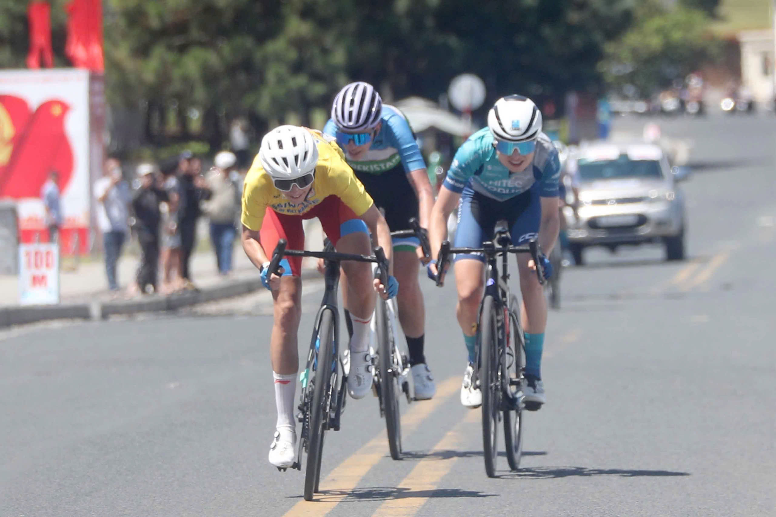 Komina Marina đoạt c&uacute; đ&uacute;p chung cuộc Giải Biwase Tour of Vietnam 2026 - Ảnh 6.