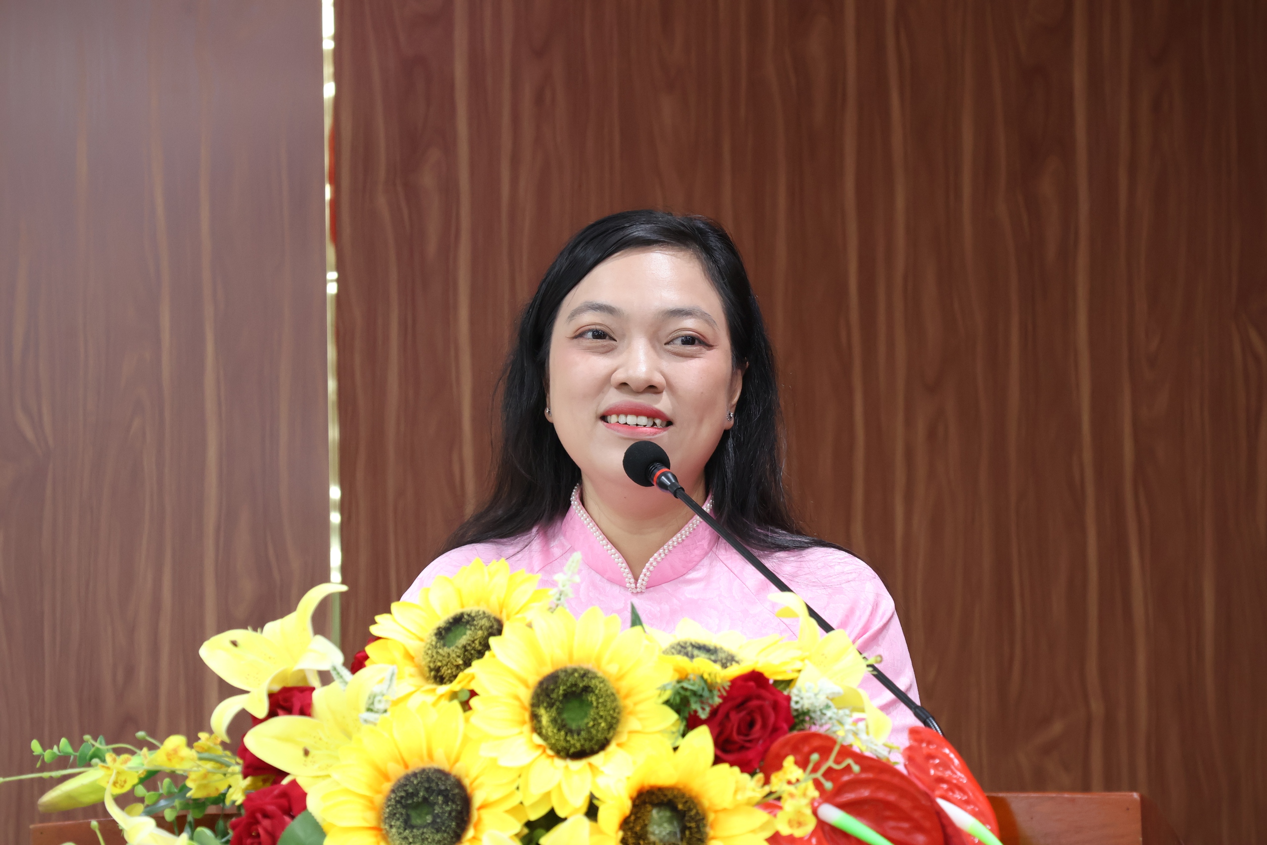 Cử tri TPHCM đề xuất nghi&ecirc;n cứu dừng s&acirc;n golf 111 ha để mở rộng s&acirc;n bay T&acirc;n Sơn Nhất - Ảnh 7.