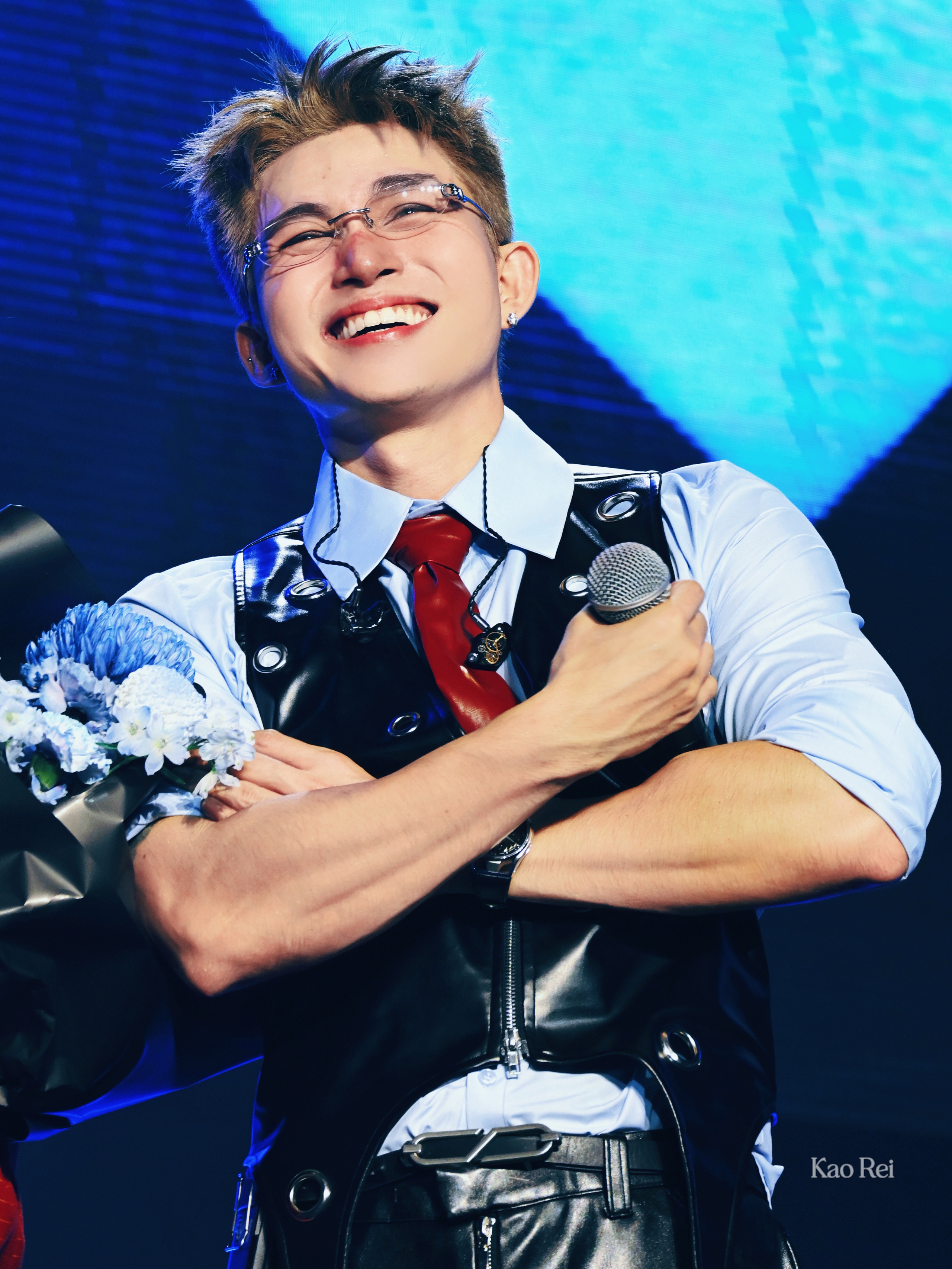 Tầng sâu bên dưới 