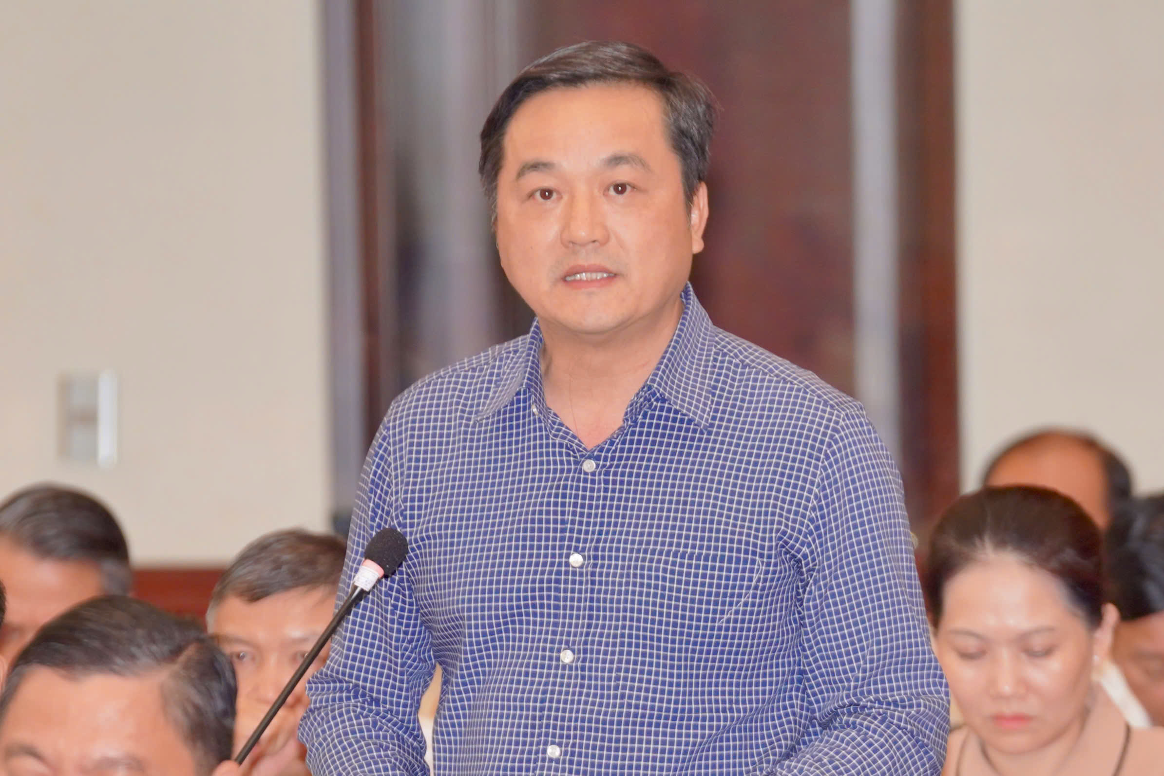 Hội nghị Thành ủy TPHCM bàn nhiều nội dung quan trọng - Ảnh 9.