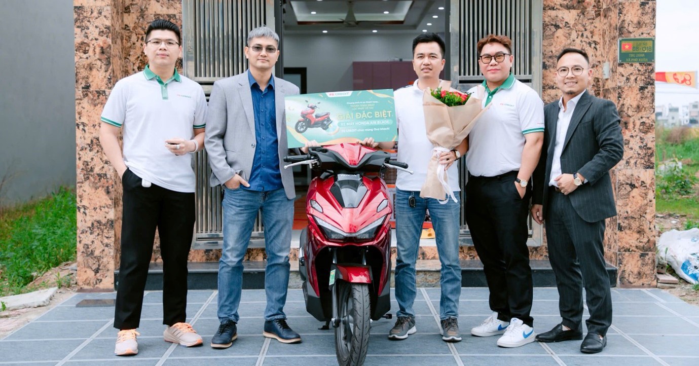 Từ thói quen nhỏ đến niềm vui lớn của khách hàng FE CREDIT