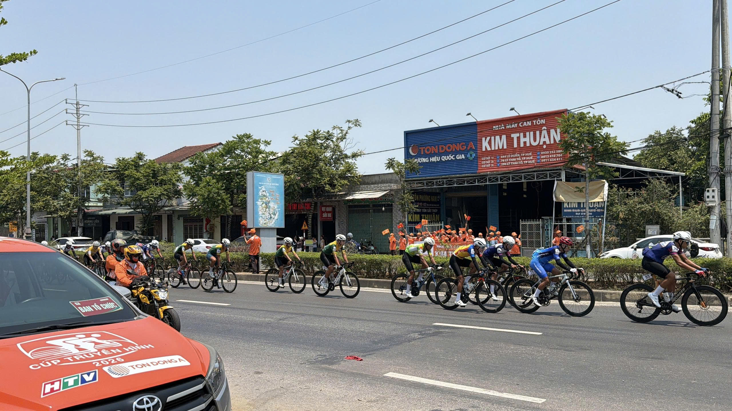 Vượt cầu Hiền Lương, Patrick Patterson về nhất chặng 8 C&uacute;p truyền h&igrave;nh TP HCM 2026 - Ảnh 1.