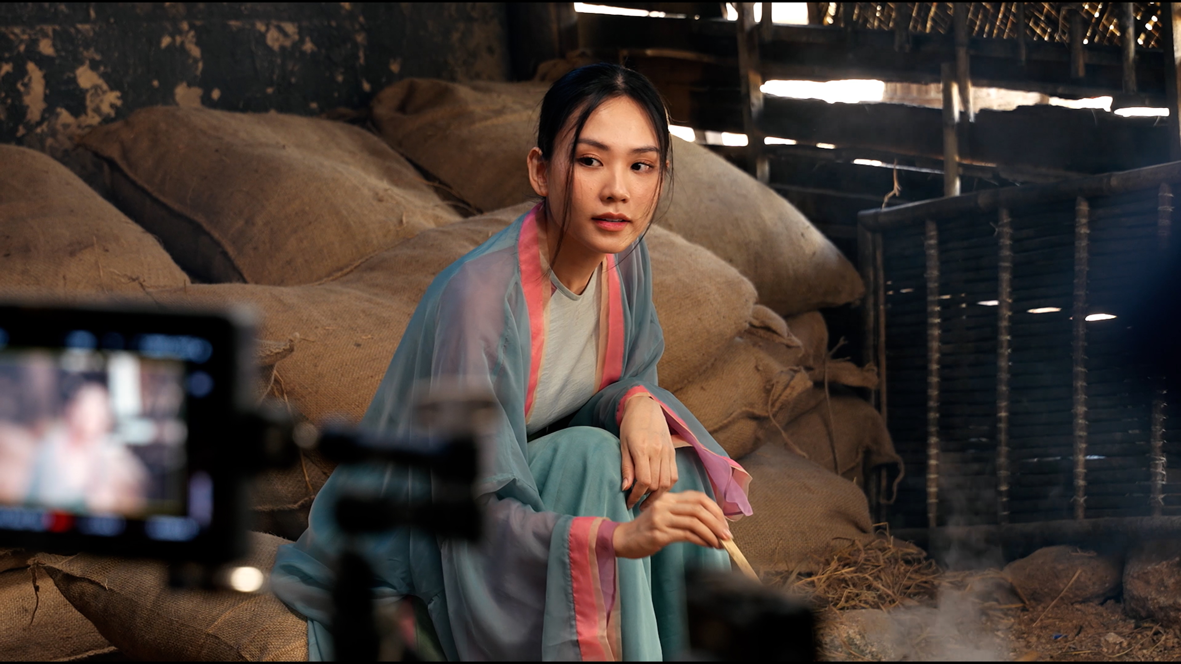 Hoa hậu Mai Phương thử sức với điện ảnh - Ảnh 1.