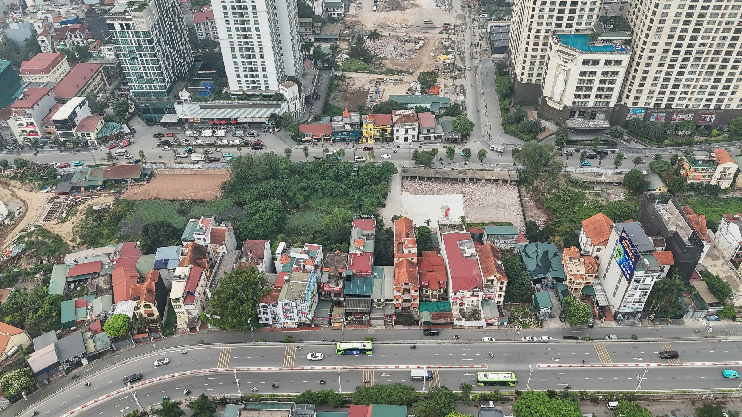 Cận cảnh Dự án đường Đặng Thai Mai 100m trị giá 642 tỉ đồng tại Hà Nội - Ảnh 8. Cận cảnh Dự án đường Đặng Thai Mai 100m trị giá 642 tỉ đồng tại Hà Nội - Ảnh 8.