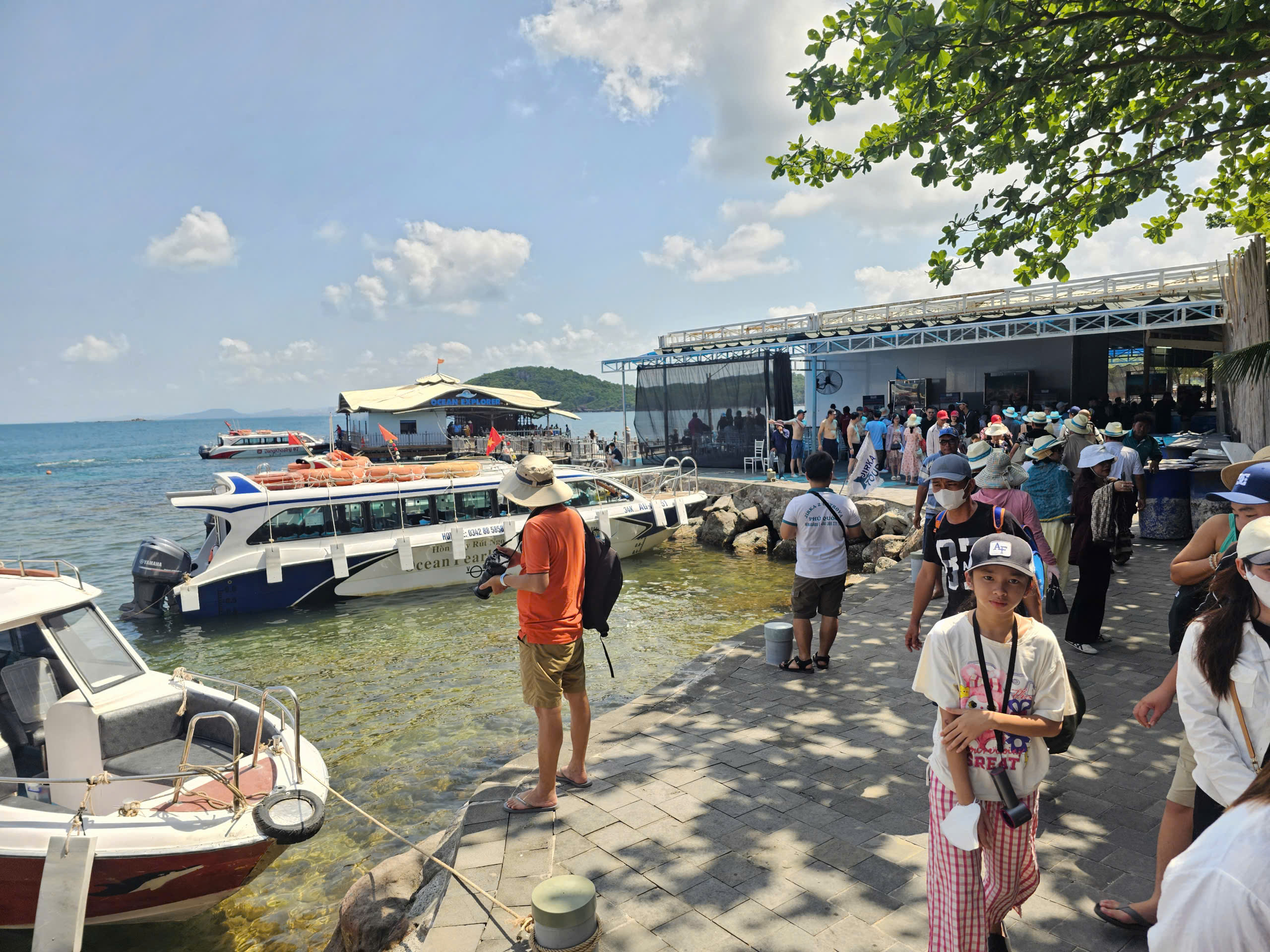 Du lịch dịp lễ 