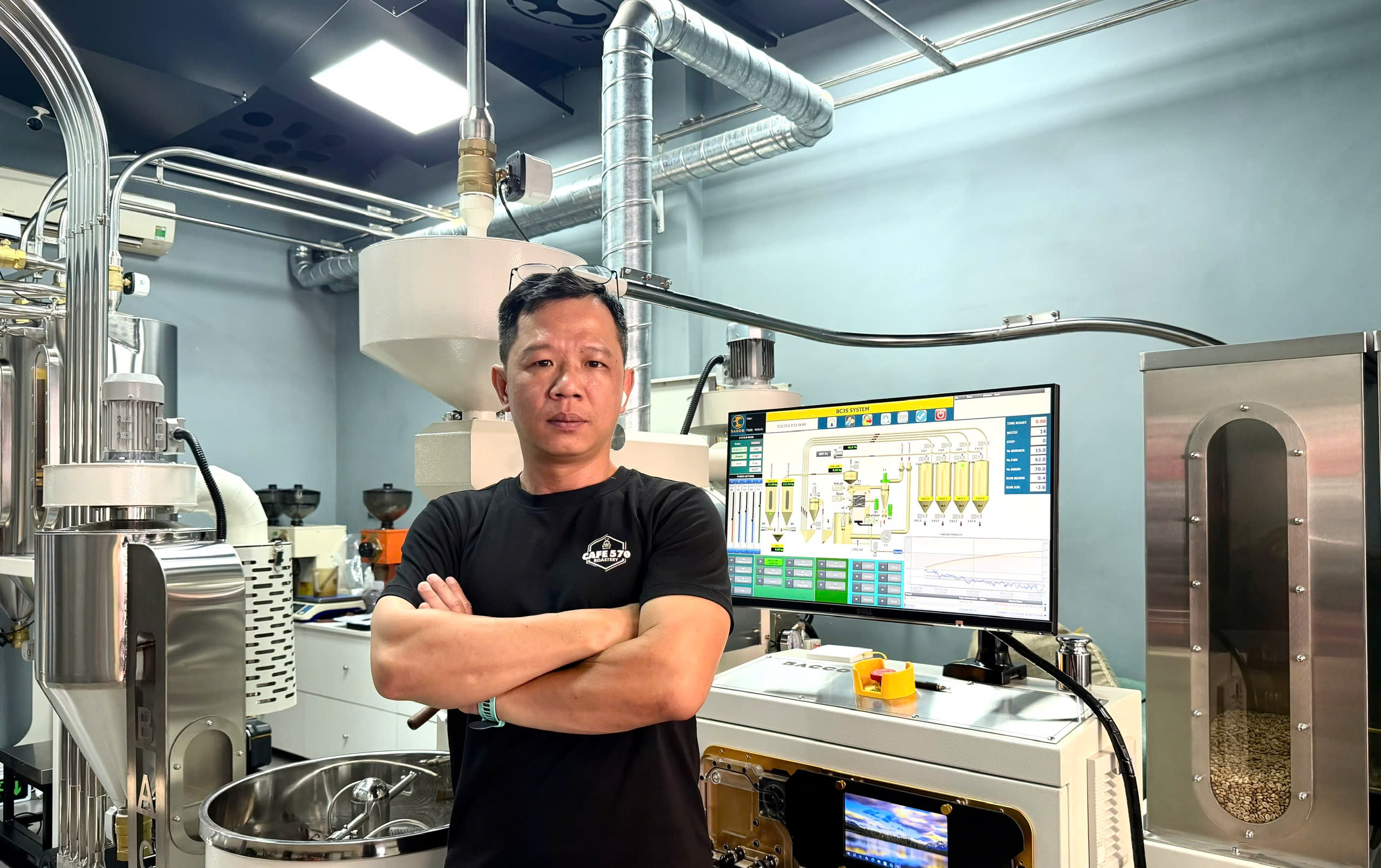 Kỳ công với nghề rang xay cà phê - Ảnh 1. Kỳ công với nghề rang xay cà phê - Ảnh 1.