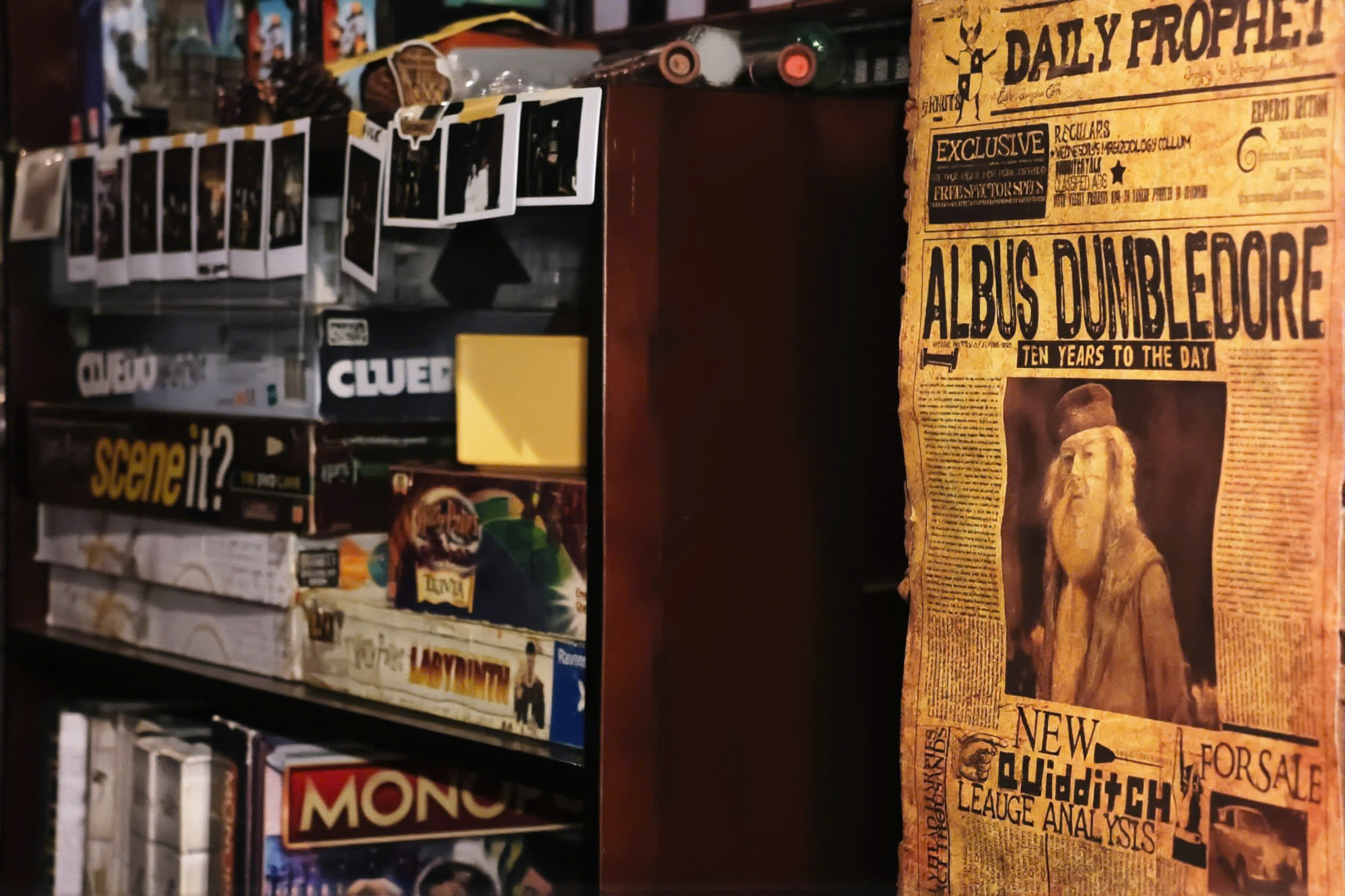 VIDEO: Qu&aacute;n c&agrave; ph&ecirc; "ph&ugrave; thủy" giữa l&ograve;ng phố cổ ở H&agrave; Nội l&agrave;m m&ecirc; mẩn giới trẻ v&agrave; kh&aacute;ch t&acirc;y - Ảnh 12.