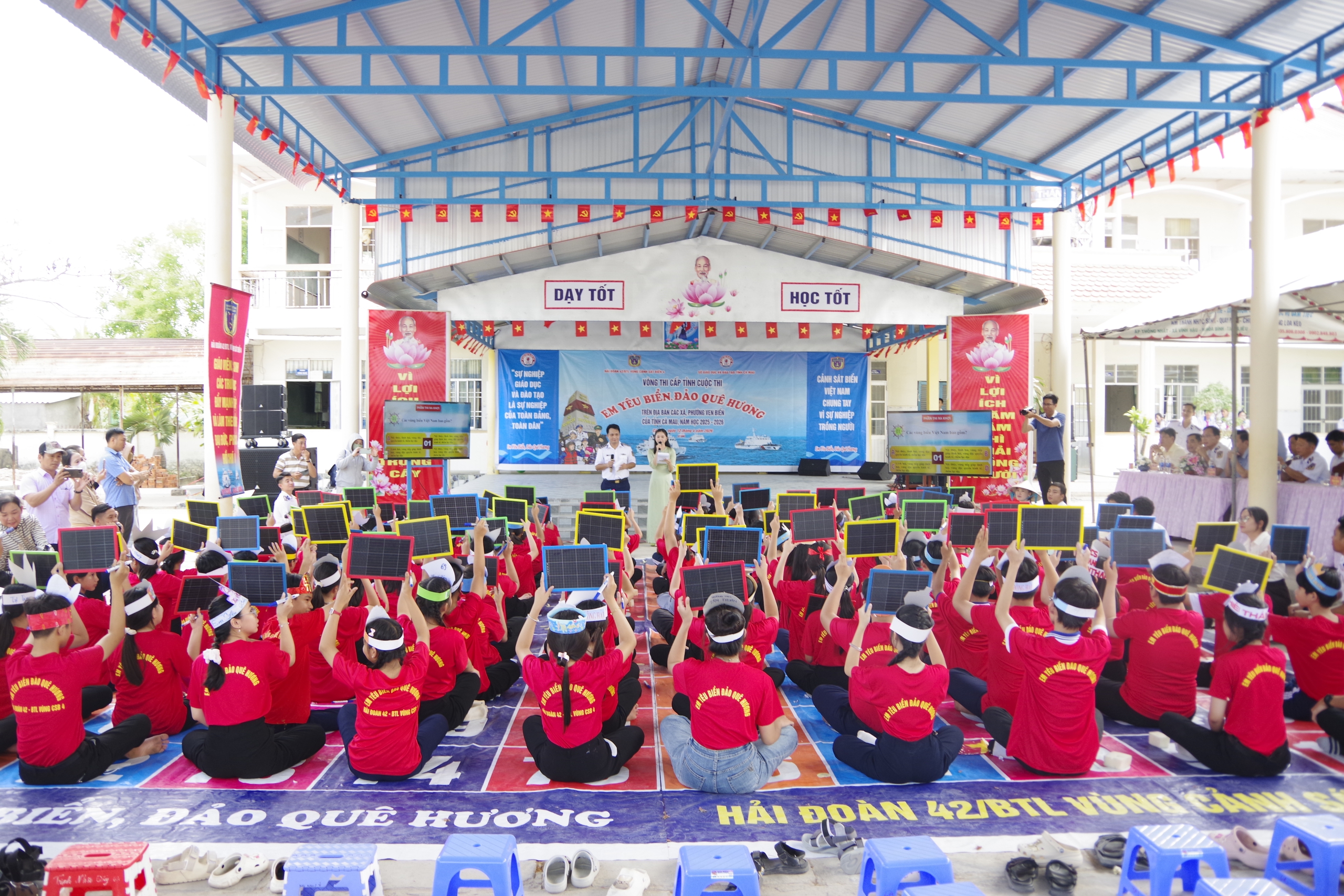 Sôi nổi cuộc thi