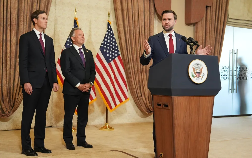 Điểm n&oacute;ng xung đột ng&agrave;y 13-4: &Ocirc;ng Donald Trump tung ra loạt đe dọa mới với Iran - Ảnh 2.