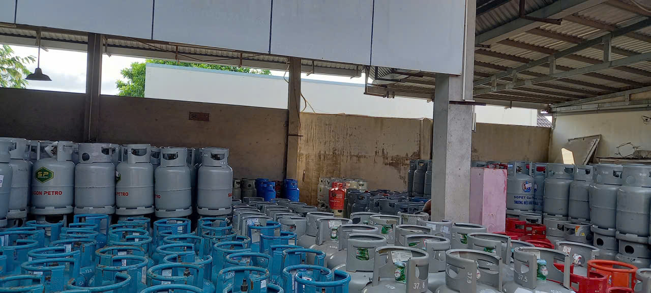 Tại sao giá gas vẫn cao trong khi giá xăng dầu giảm mạnh 2026 - Ảnh 1.