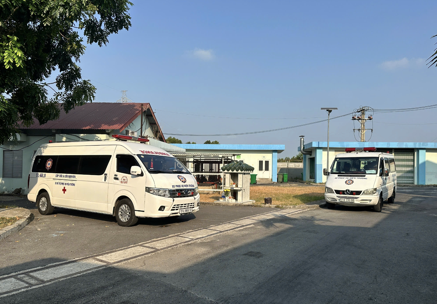 Vụ cháy nhà trọ ở TPHCM: Nhiều nạn nhân nguy kịch vì có muội than trong đường thở - Ảnh 1.