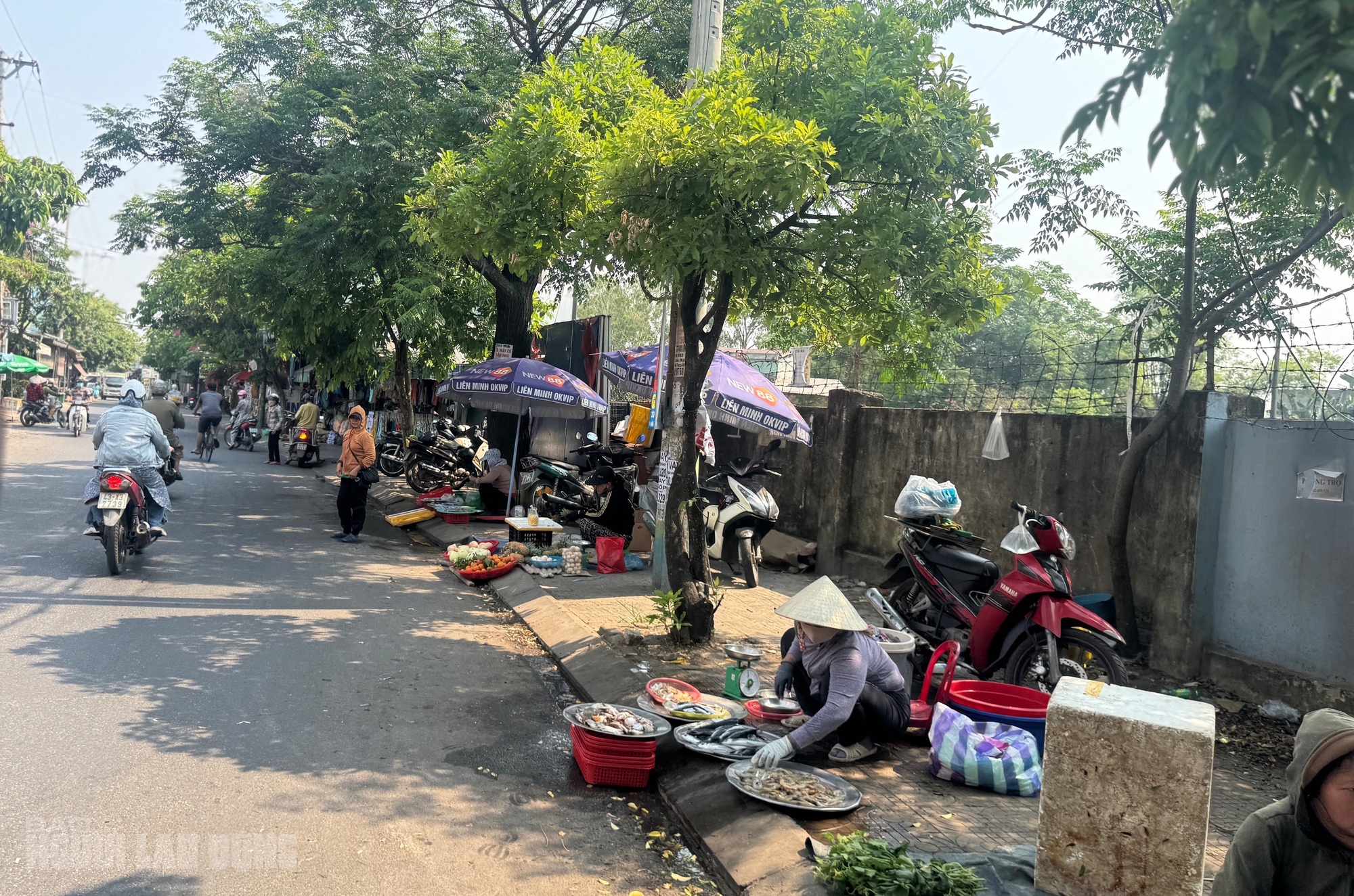 Vỉa h&egrave; Đ&agrave; Nẵng 2026: Nơi th&ocirc;ng tho&aacute;ng v&agrave; t&igrave;nh trạng lấn chiếm vẫn diễn ra - Ảnh 16.