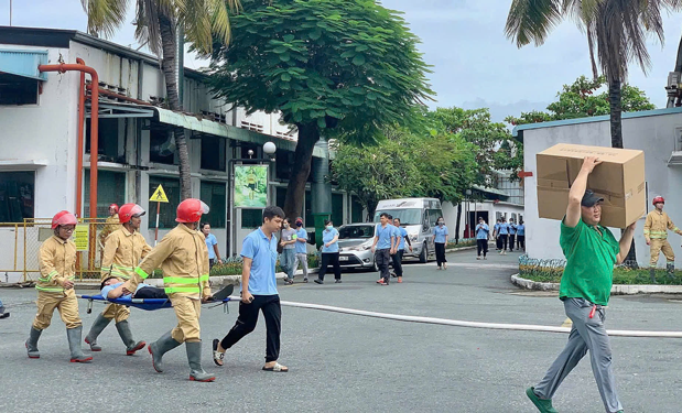 Đừng để người lao động thiệt quyền lợi - Ảnh 1.