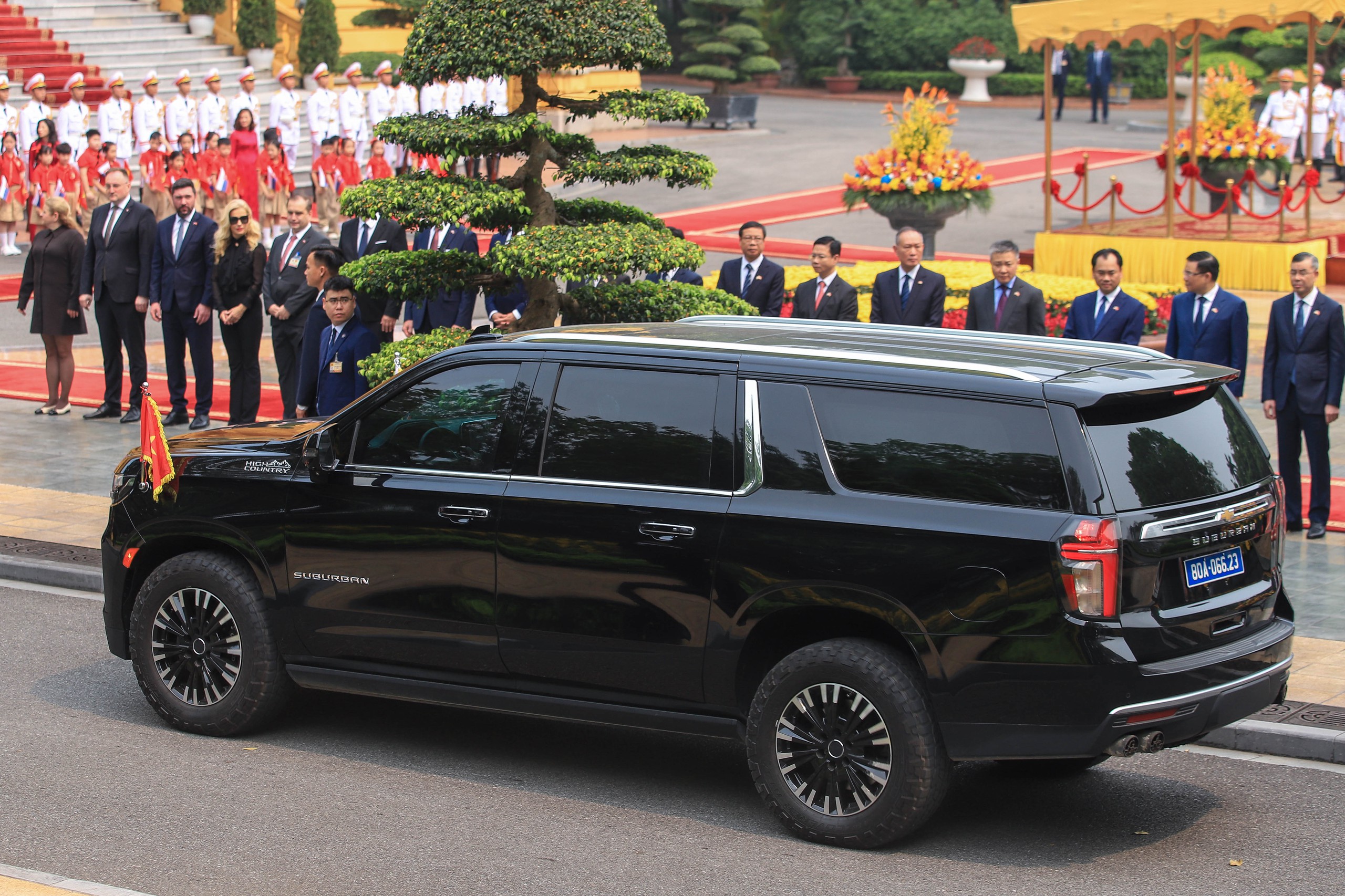 Thủ tướng Lê Minh Hưng chủ trì Lễ đón Thủ tướng Slovakia thăm Việt Nam - Ảnh 2.