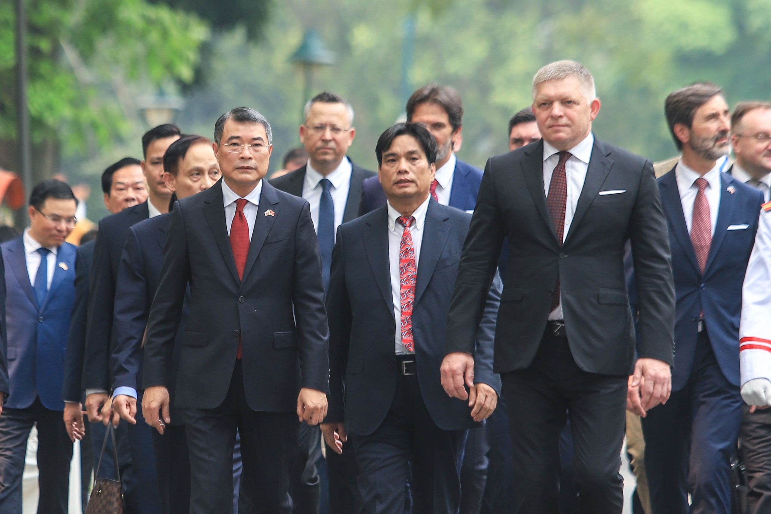 Thủ tướng Lê Minh Hưng chủ trì Lễ đón Thủ tướng Slovakia thăm Việt Nam - Ảnh 8.