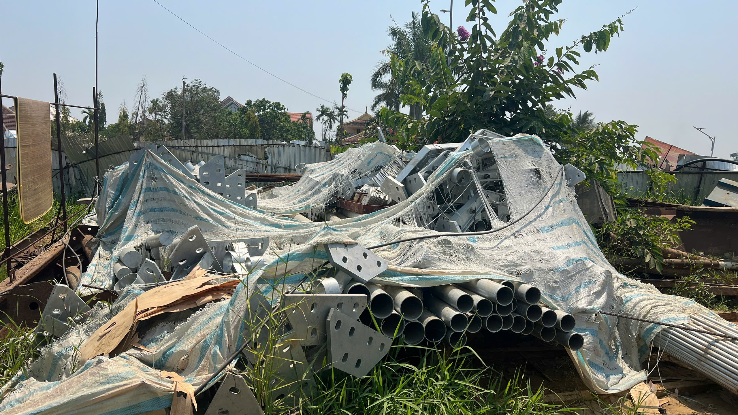 - Ảnh 2. - Ảnh 2.