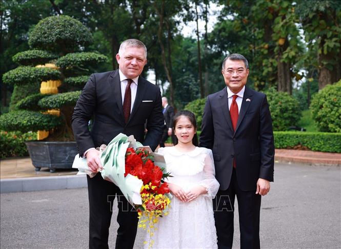 Thủ tướng Lê Minh Hưng chủ trì Lễ đón Thủ tướng Slovakia thăm Việt Nam - Ảnh 4.