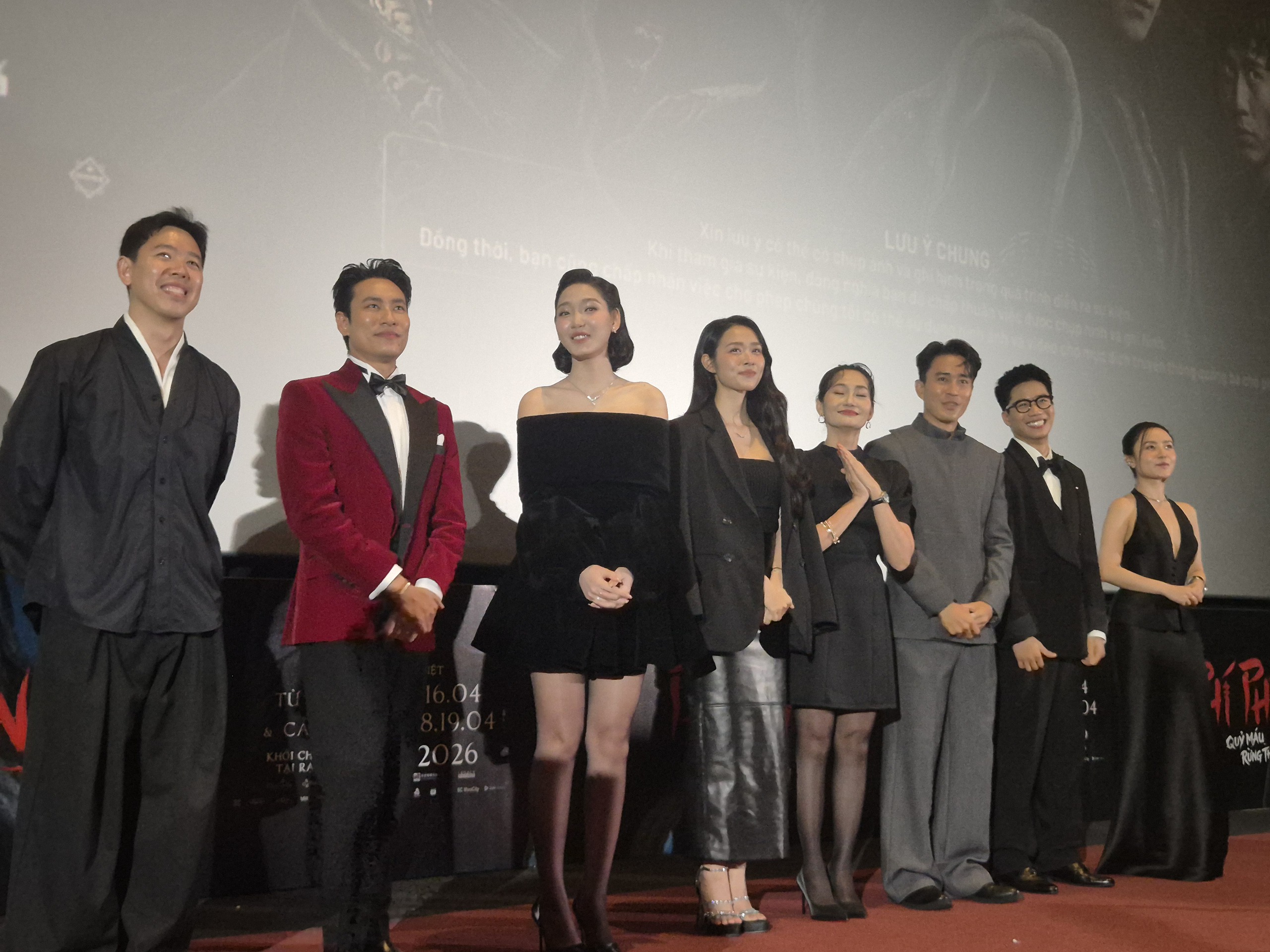 Kiều Minh Tuấn vượt nỗi sợ ma, treo ngược trong phim có 