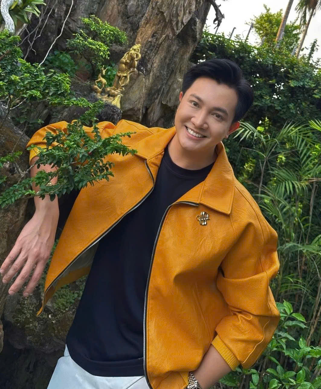 Lê Nguyên Bảo và cách diễn