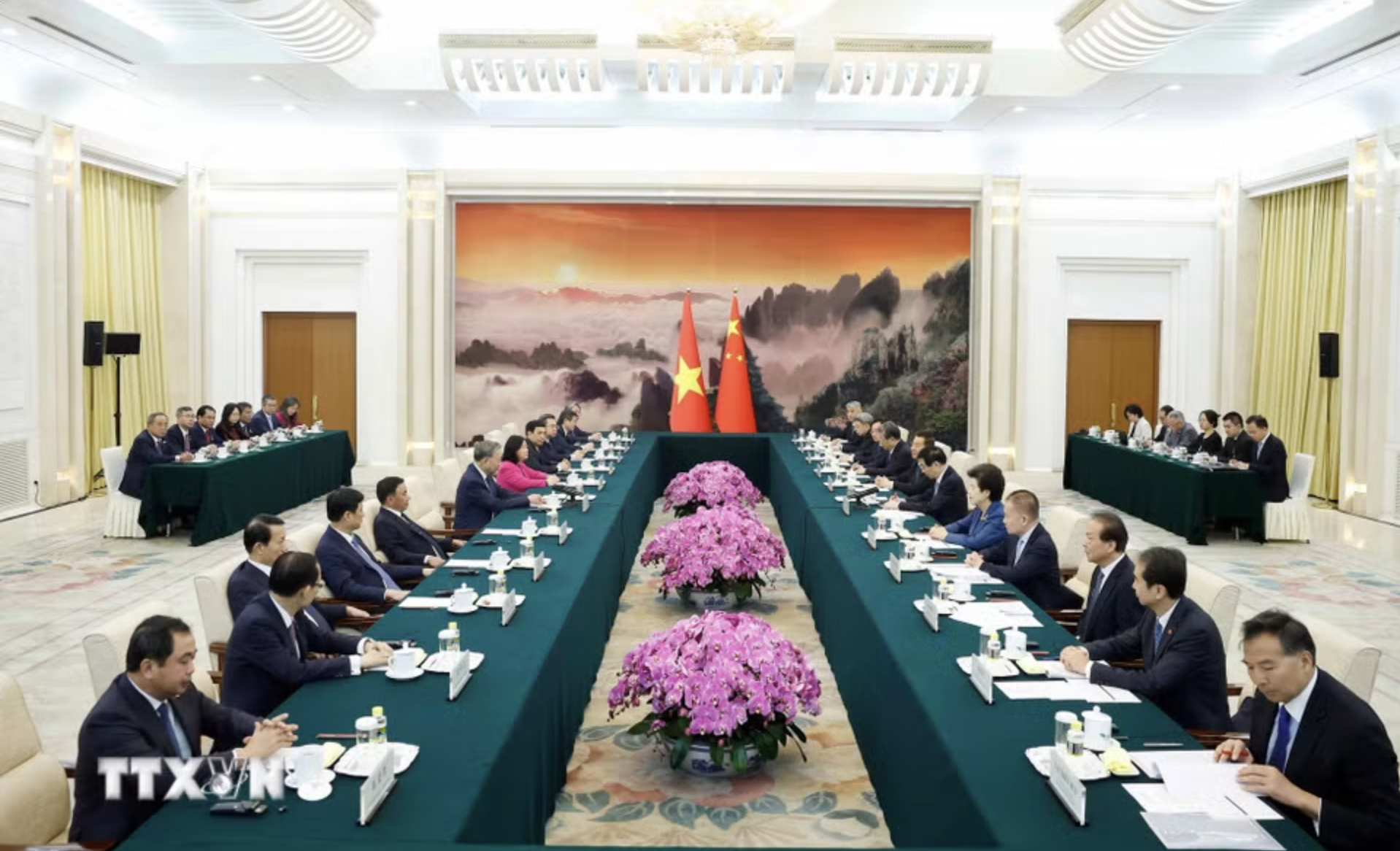 Tổng Bí thư, Chủ tịch nước Tô Lâm hội kiến Chủ tịch Chính hiệp toàn quốc Trung Quốc - Ảnh 5.