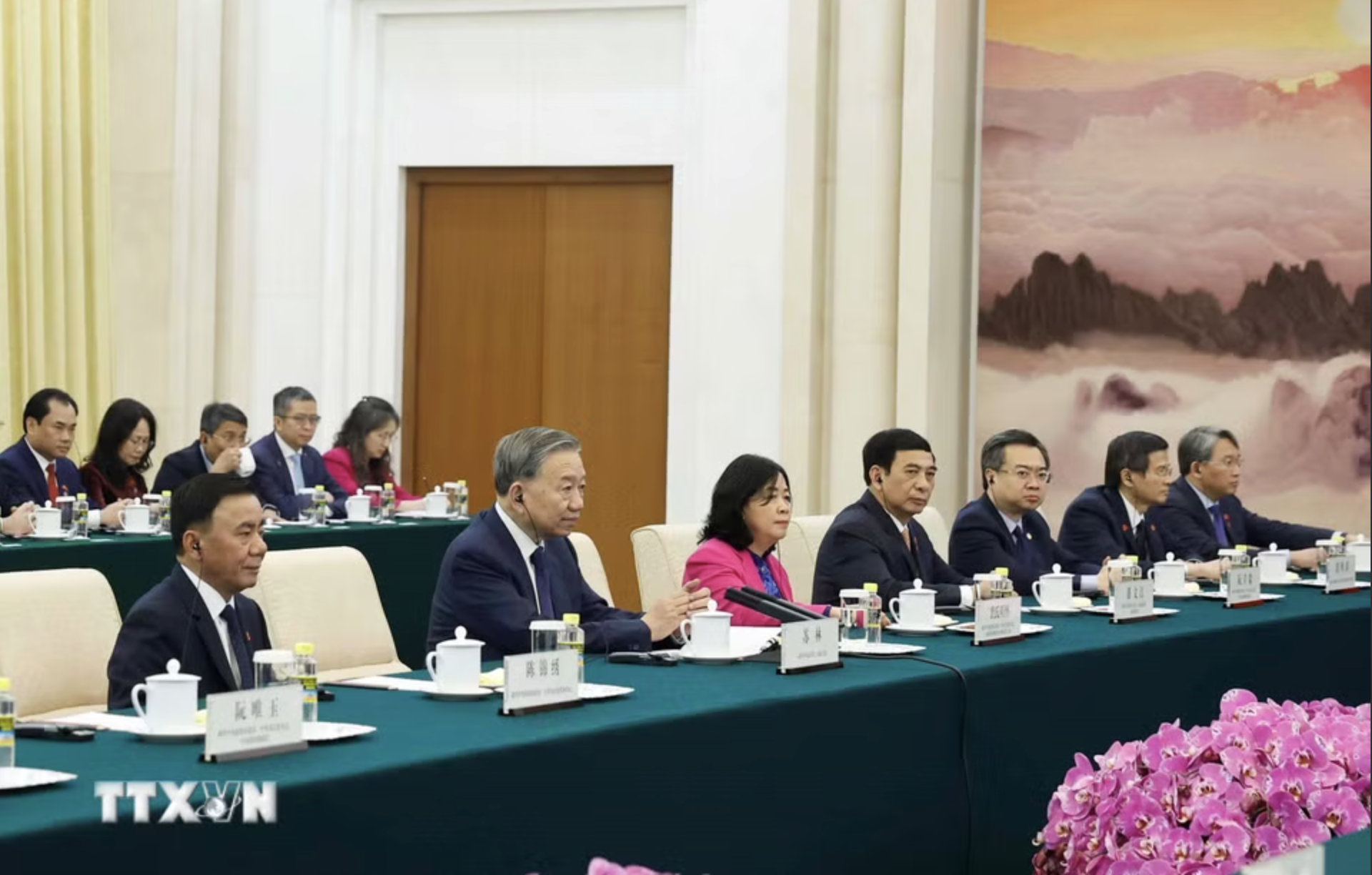 Tổng Bí thư, Chủ tịch nước Tô Lâm hội kiến Chủ tịch Chính hiệp toàn quốc Trung Quốc - Ảnh 7.