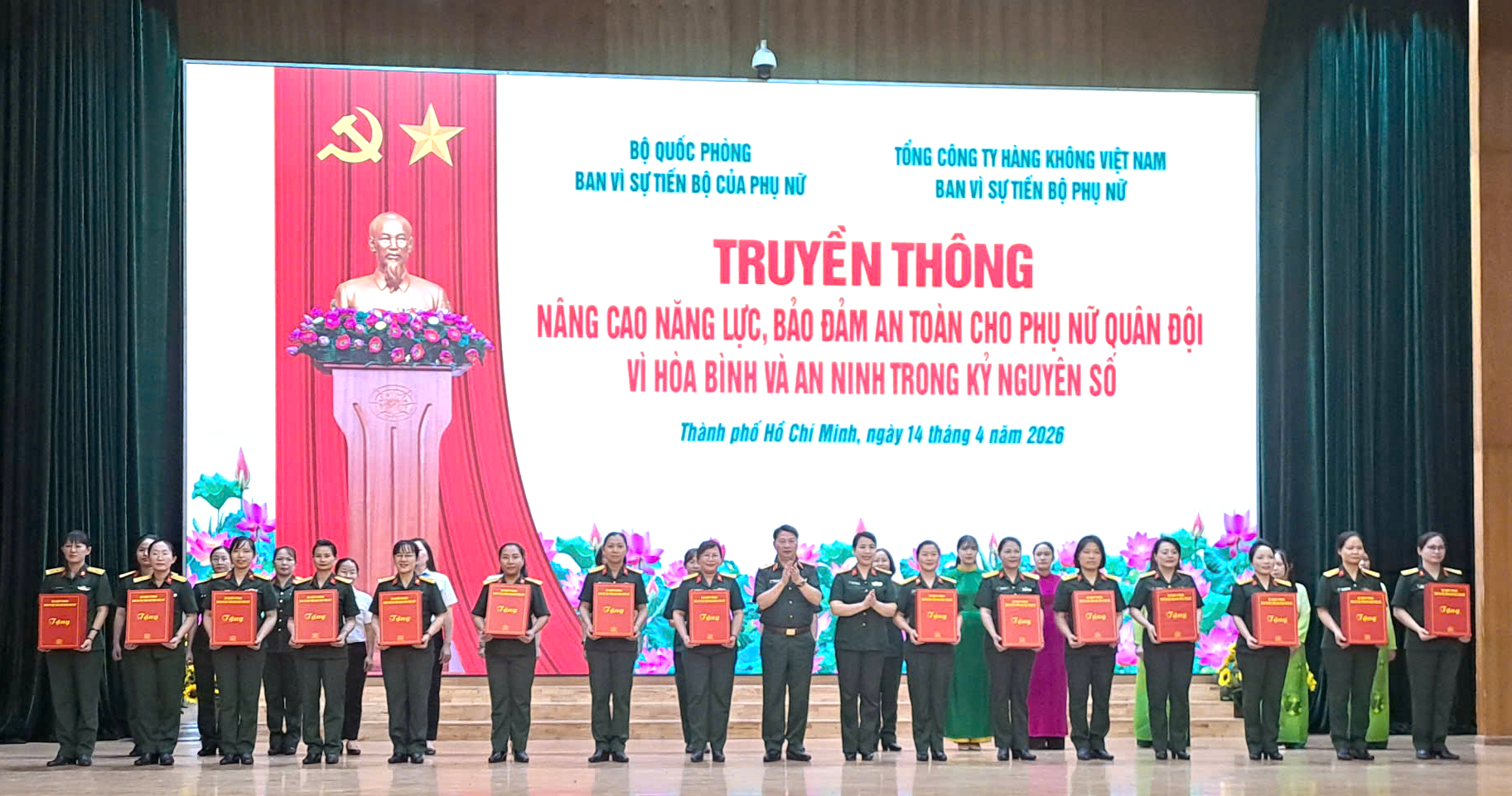 Nâng cao năng lực số, bảo đảm an toàn cho phụ nữ Quân đội trong kỷ nguyên số - Ảnh 7.