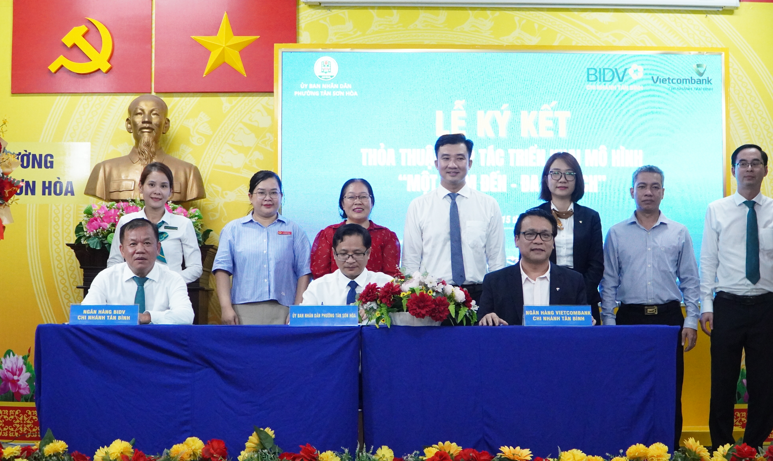 Không bằng lòng vị trí 35/168, phường Tân Sơn Hòa quyết bứt phá chuyển đổi số - Ảnh 3.