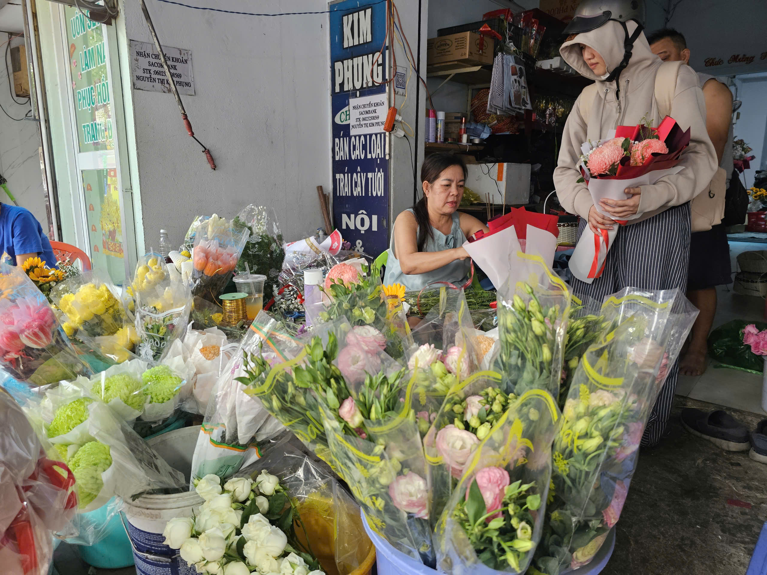 Bất ngờ ngừng sử dụng hóa đơn điện tử cho hộ kinh doanh doanh thu dưới 500 triệu đồng - Ảnh 3. Bất ngờ ngừng sử dụng hóa đơn điện tử cho hộ kinh doanh doanh thu dưới 500 triệu đồng - Ảnh 3.