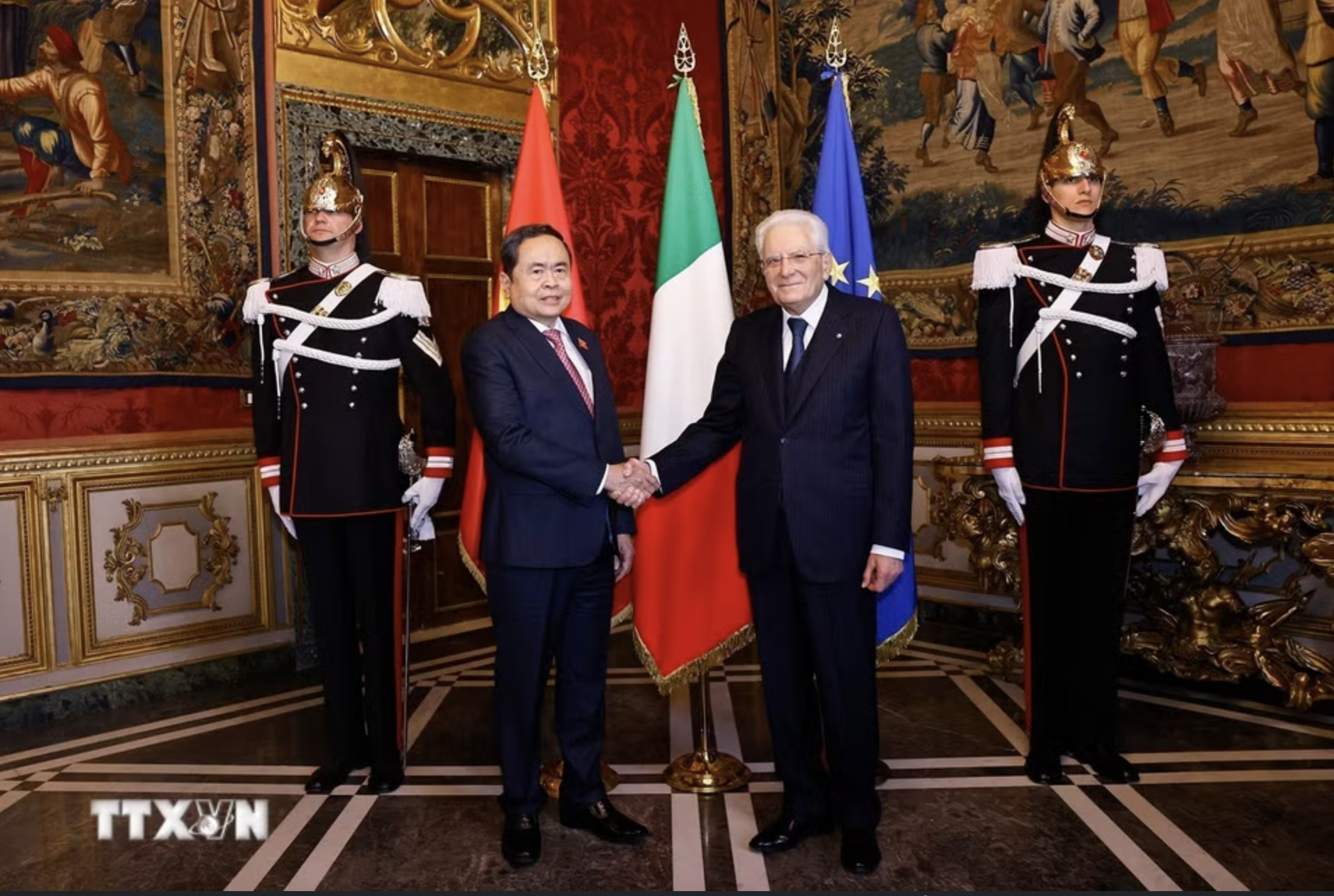 Chủ tịch Quốc hội Trần Thanh Mẫn hội kiến Tổng thống Ý - Ảnh 3.