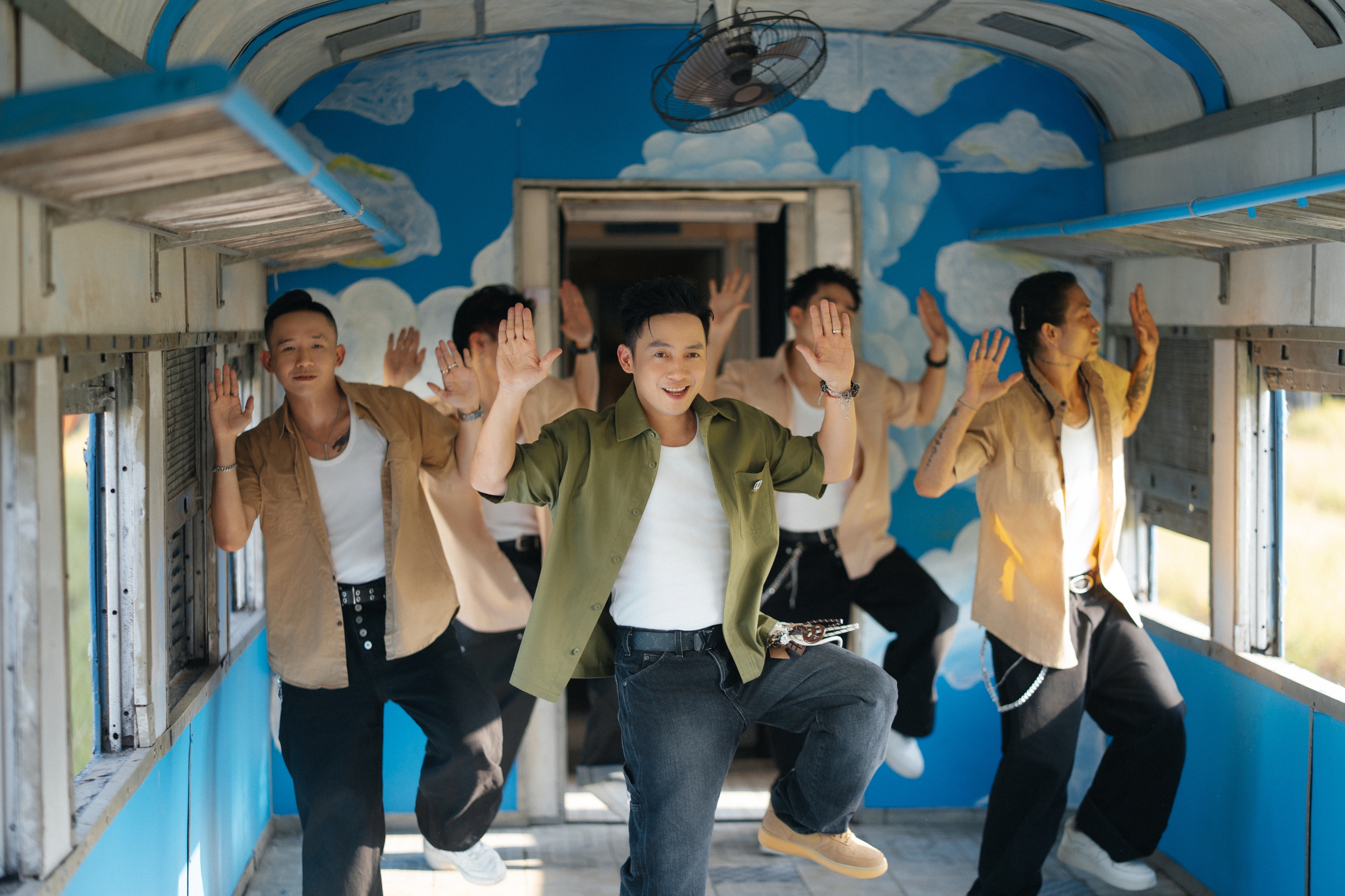 Đinh Tiến Đạt kể chuyện tình - Ảnh 2.