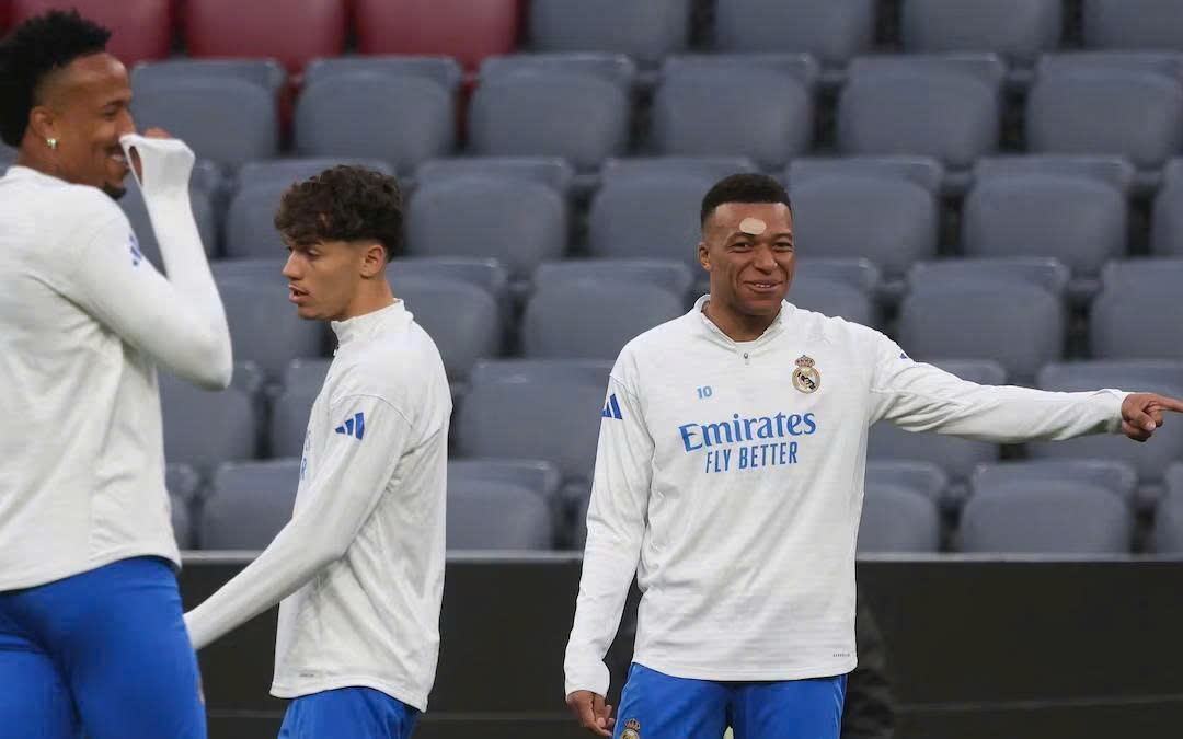 Barcelona thất trận vì non nớt - Ảnh 2.