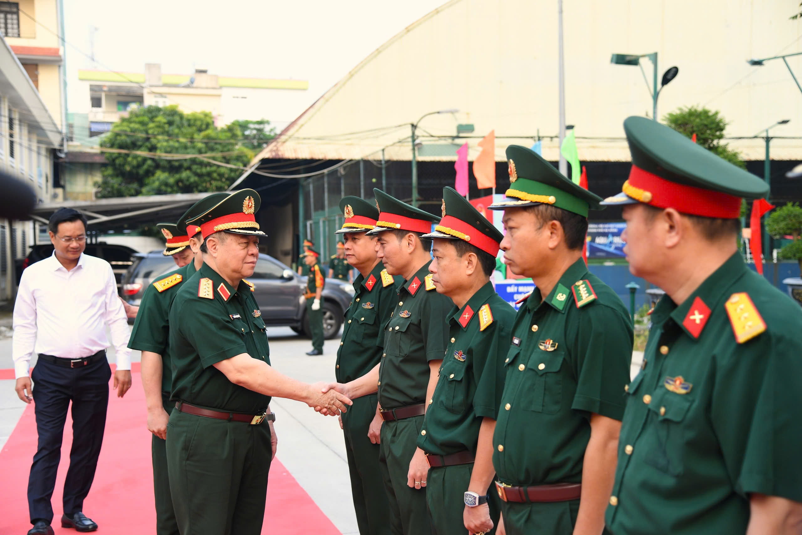 Đại tướng Nguyễn Trọng Nghĩa làm việc với lực lượng vũ trang Đà Nẵng năm 2026 - Ảnh 1.