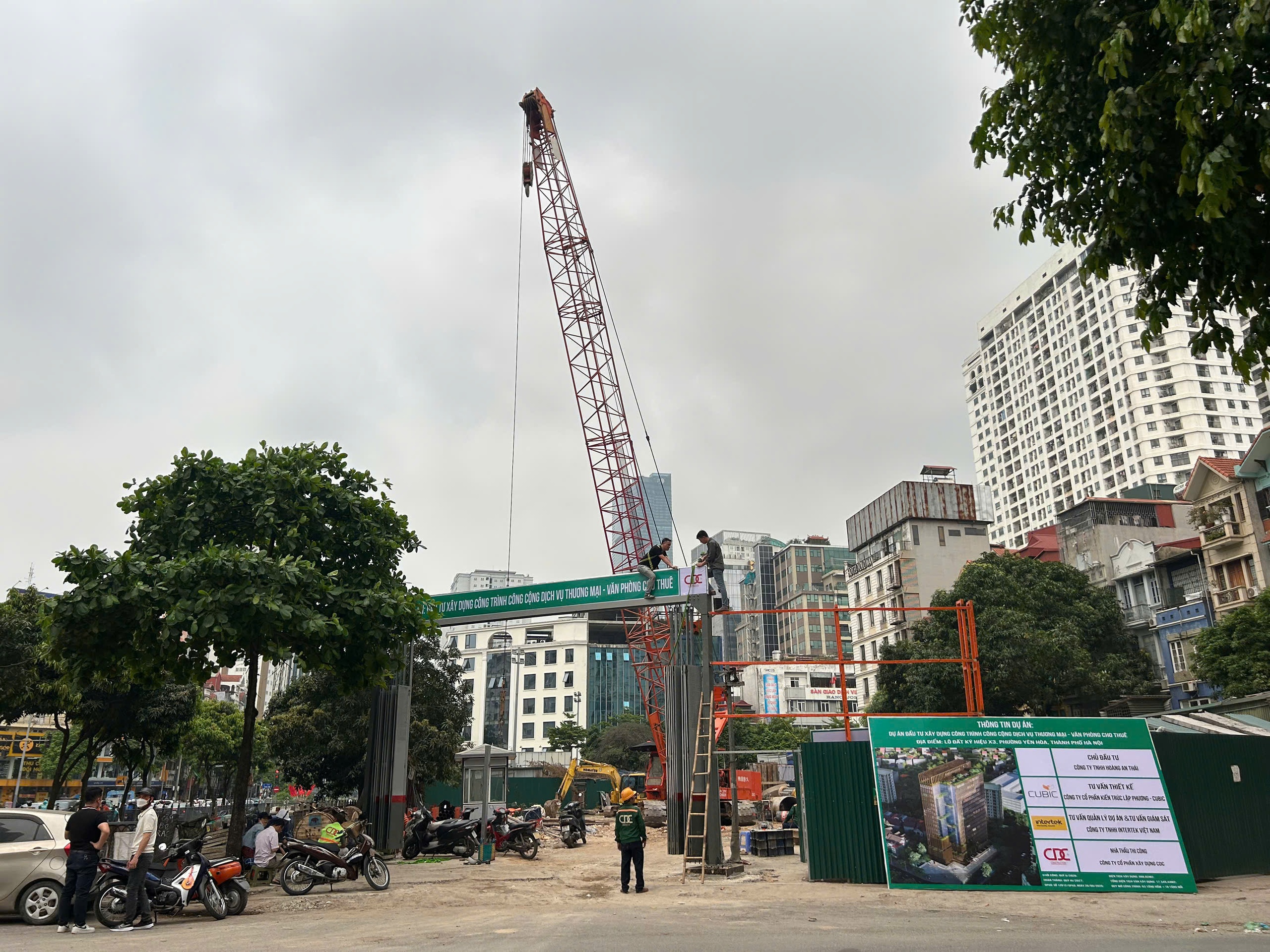 VIDEO: Dự án chậm tiến độ có động thái bất ngờ sau khi bị Hà Nội VIDEO: Dự án chậm tiến độ có động thái bất ngờ sau khi bị Hà Nội