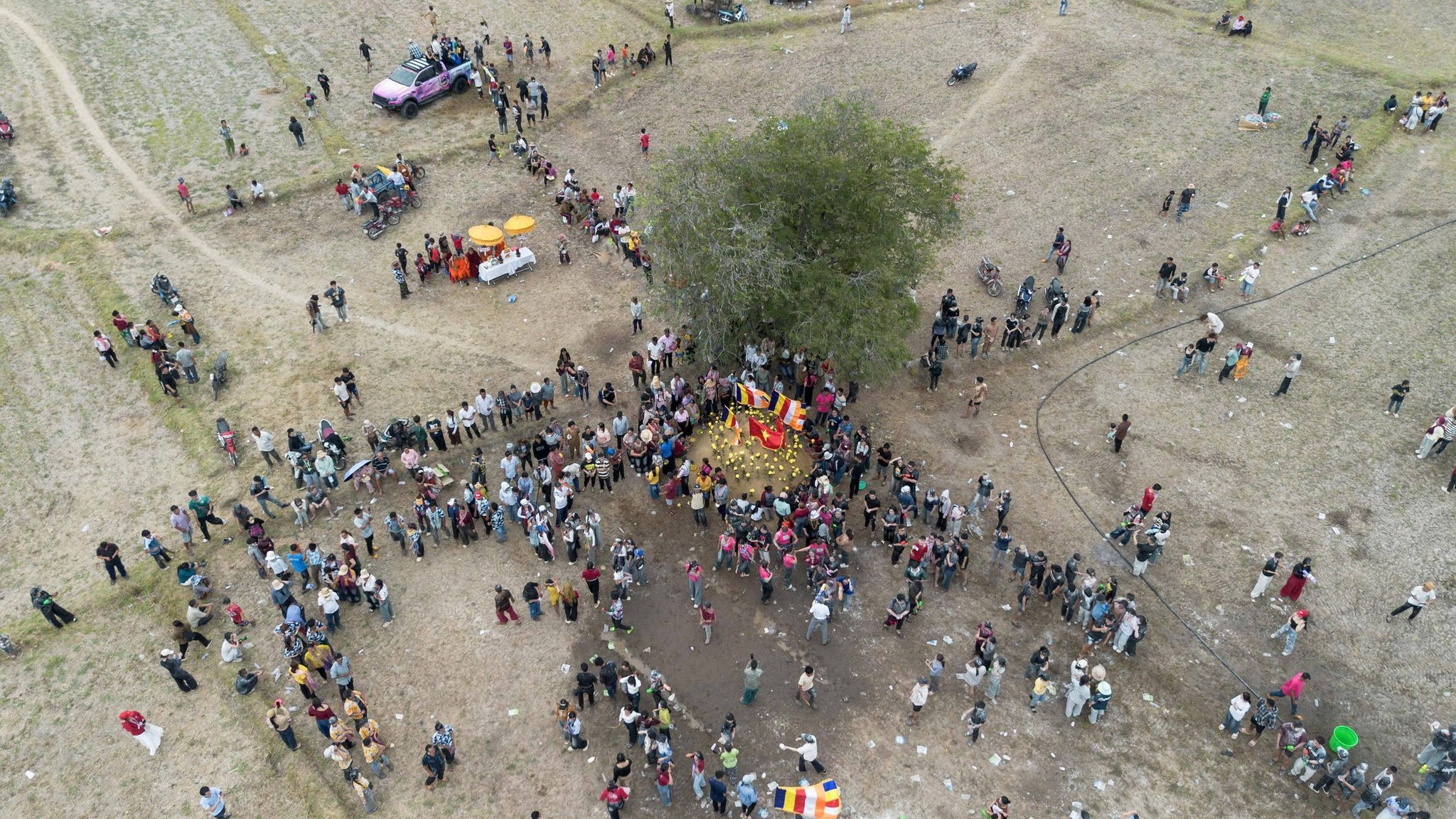 Kh&ocirc;ng kh&iacute; Tết Ch&ocirc;l Chnăm Thm&acirc;y rộn r&agrave;ng tại T&acirc;y Ninh 2026 - Ảnh 8.